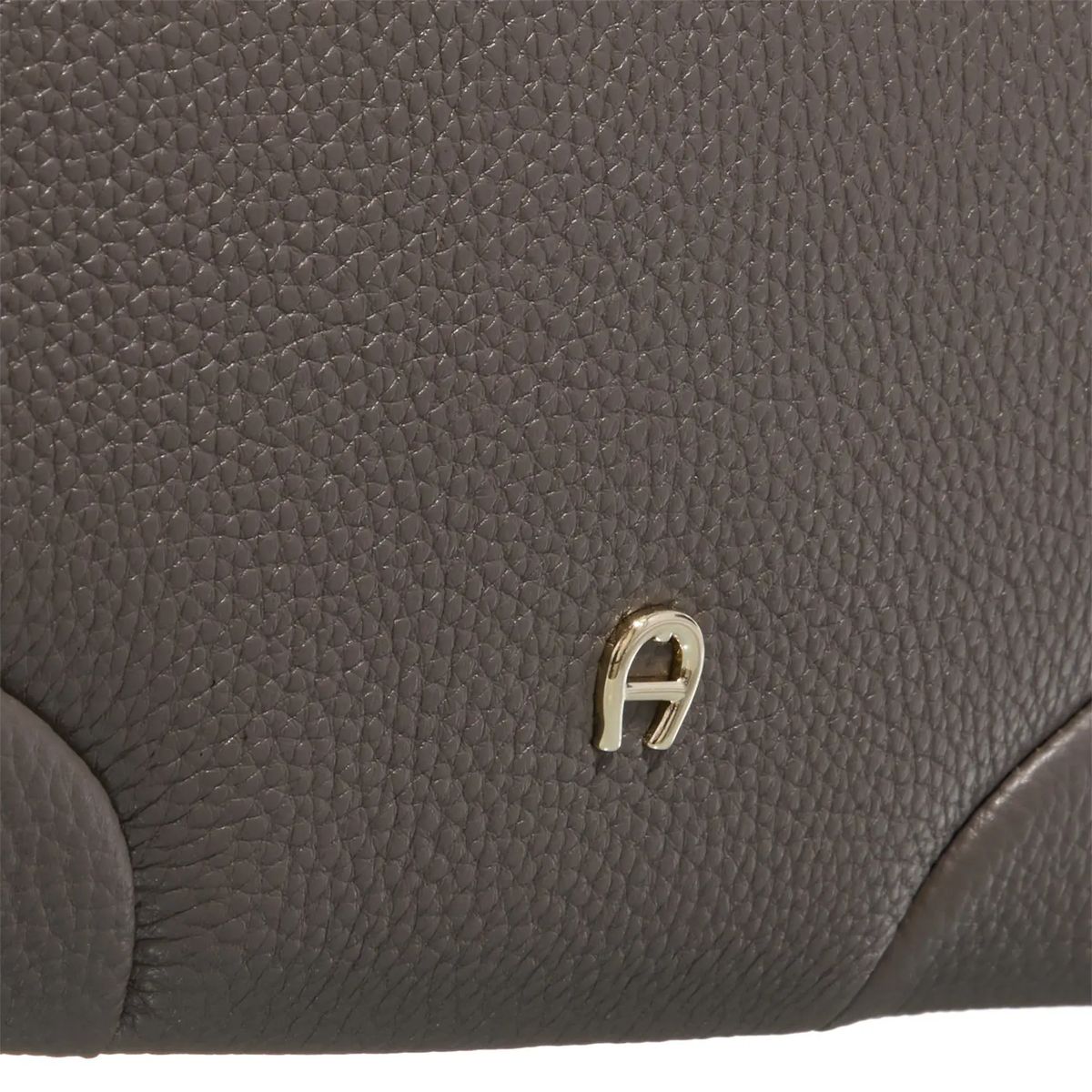 Leder-Umhängetasche mit Logo-Detail