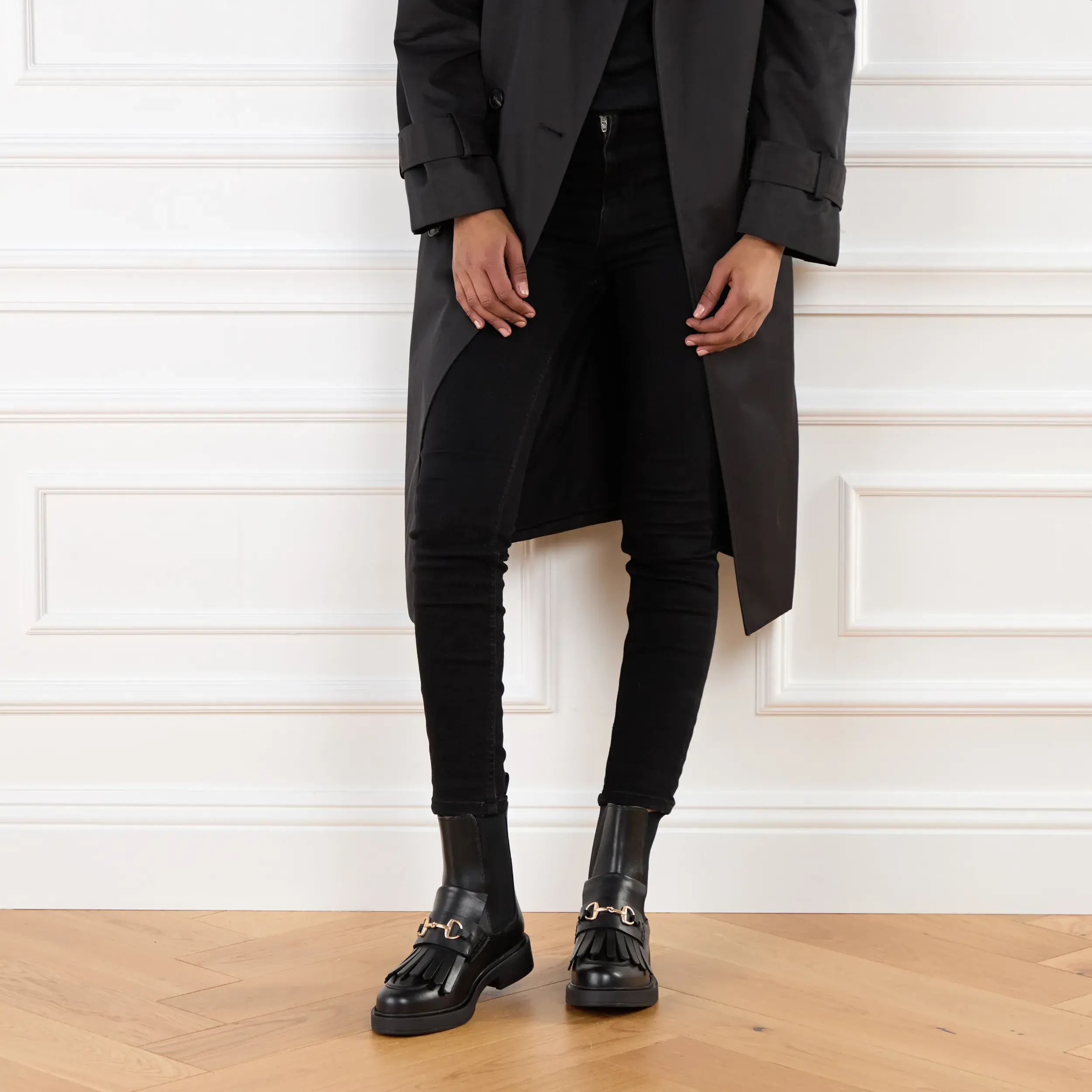 Chelsea-Stiefel aus Leder mit Quasten