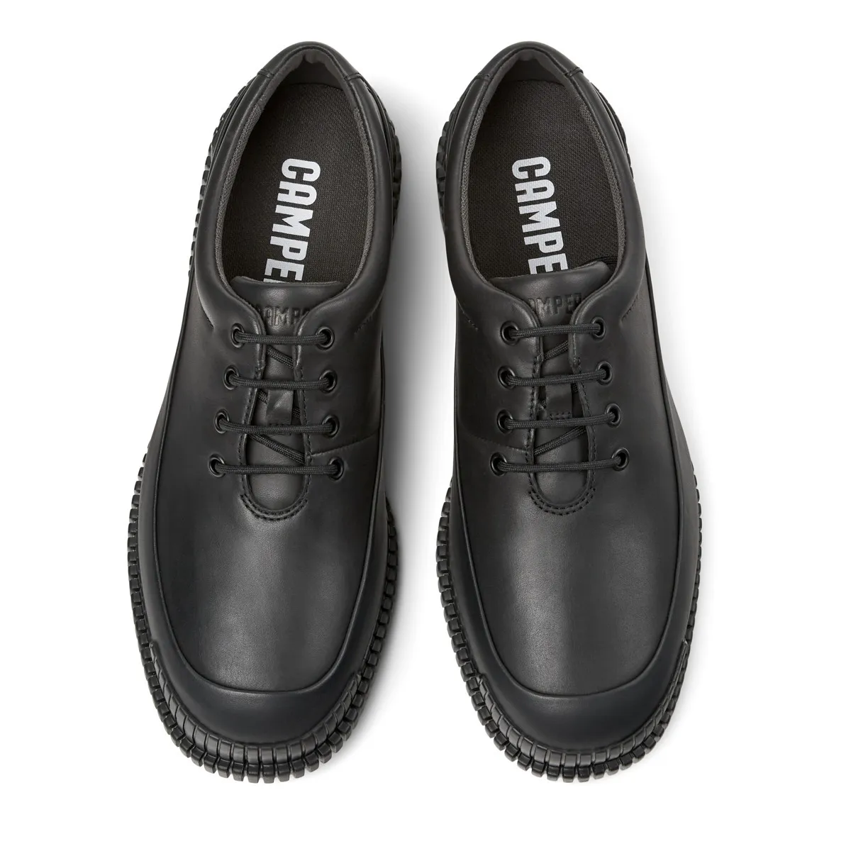 Schwarzer Derby-Schuh aus Leder mit Profilsohle