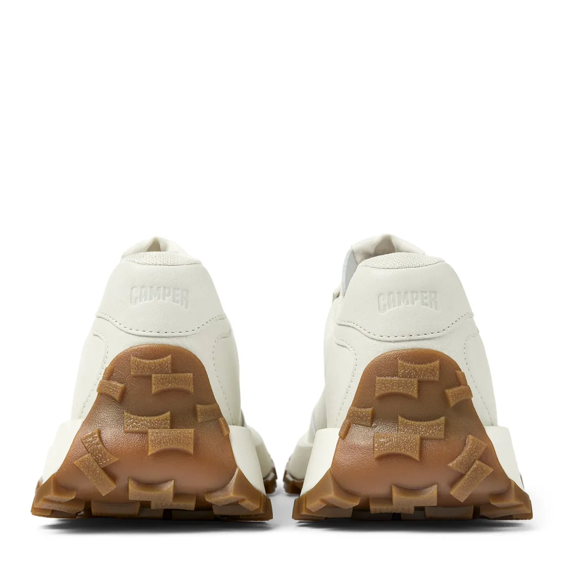 Creme-farbener Trail-Laufschuh aus Leder