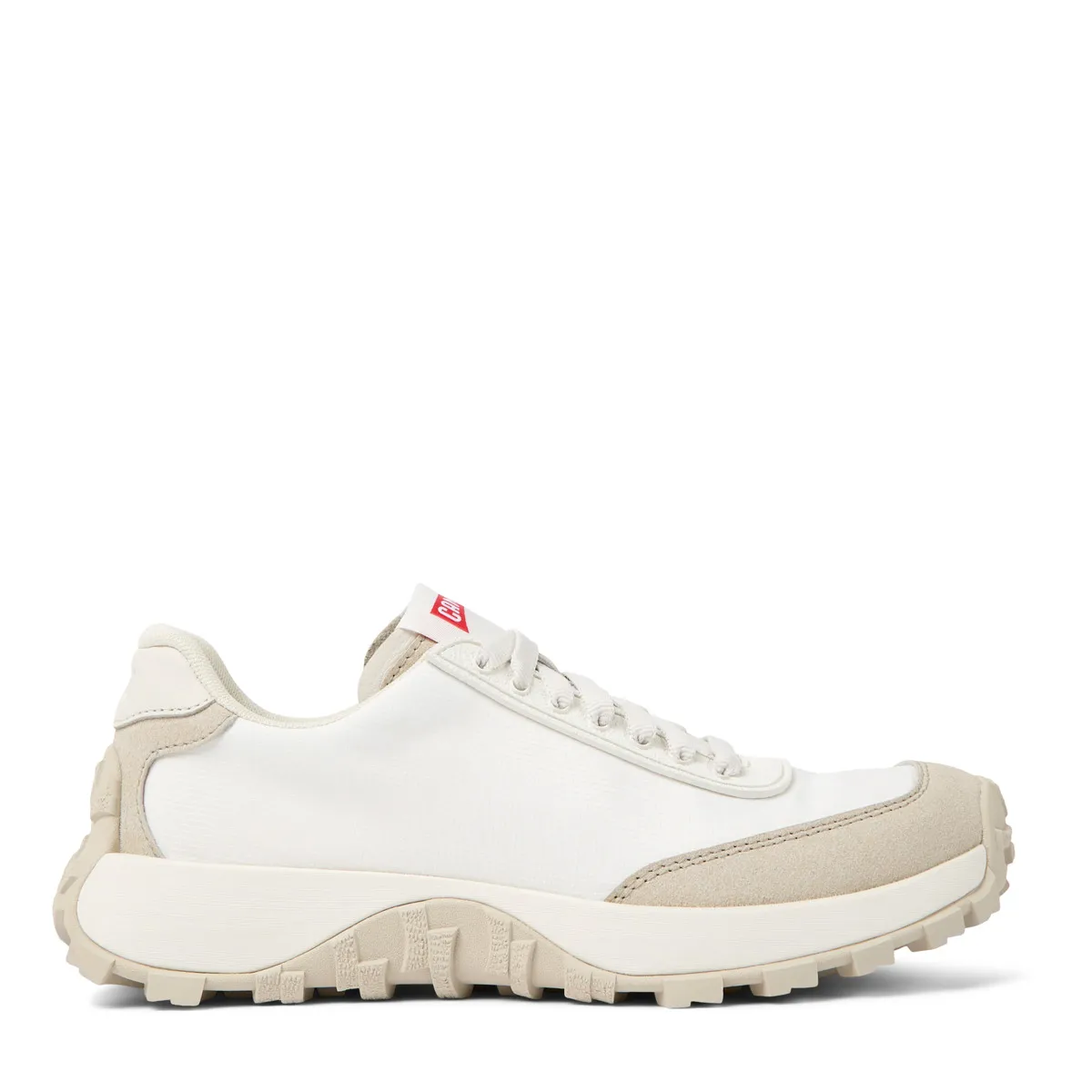 Moderne Off-White Trail Sneaker