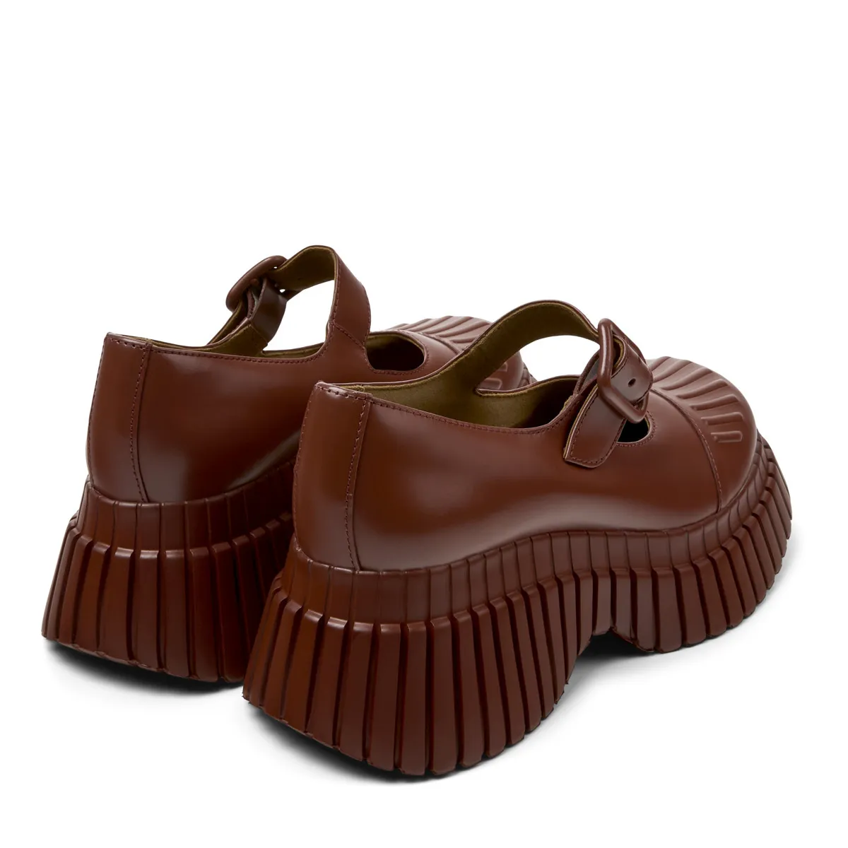 Klobige Mary Jane Ballerinas mit Plateau