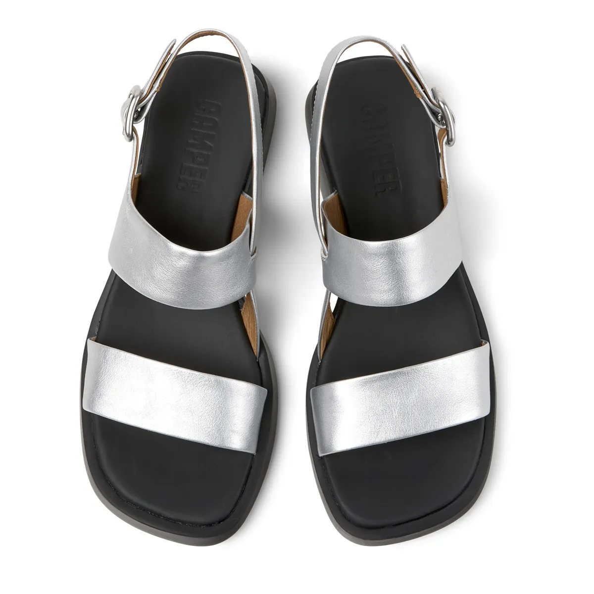 Silberne Leder Sandalen mit zwei Riemen und Blockabsatz