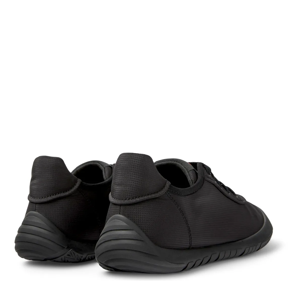 Minimalistischer Low-Top Sneaker