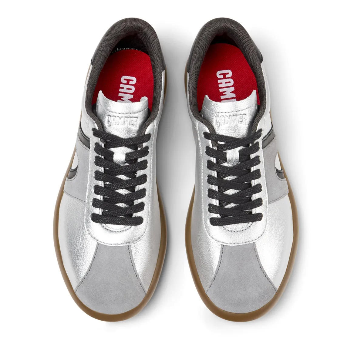 Silberner Low-Top Mode Sneaker