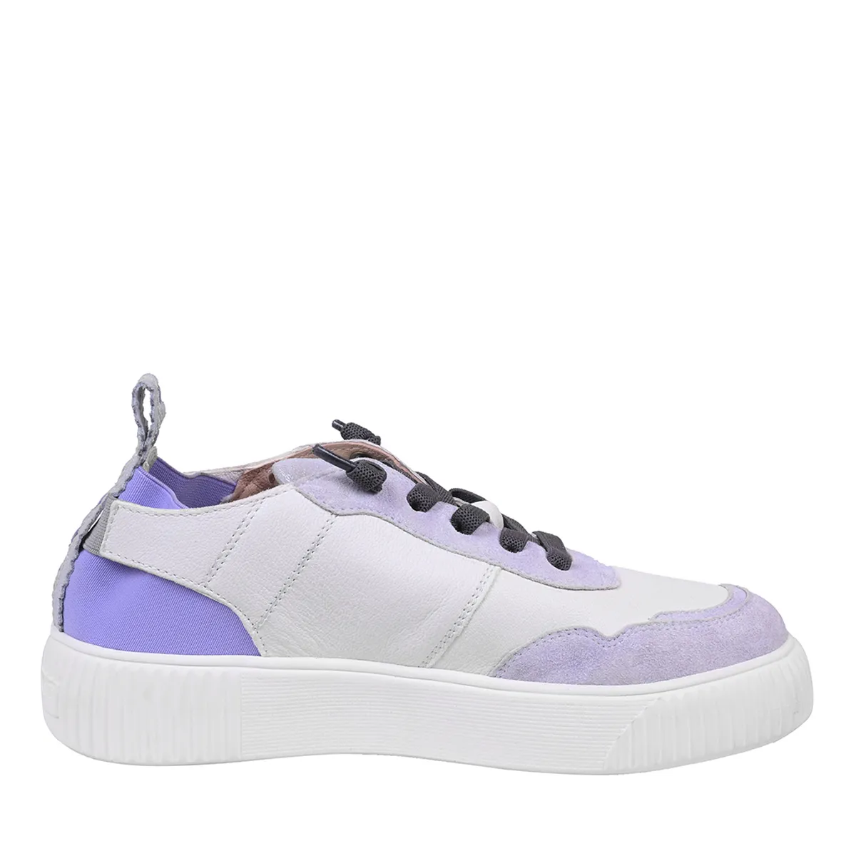 Leder-Sneaker mit lila Akzent