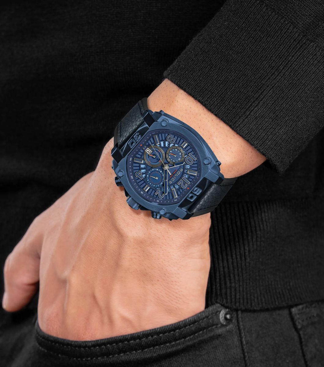 Blaue Chronograph Uhr mit Lederarmband