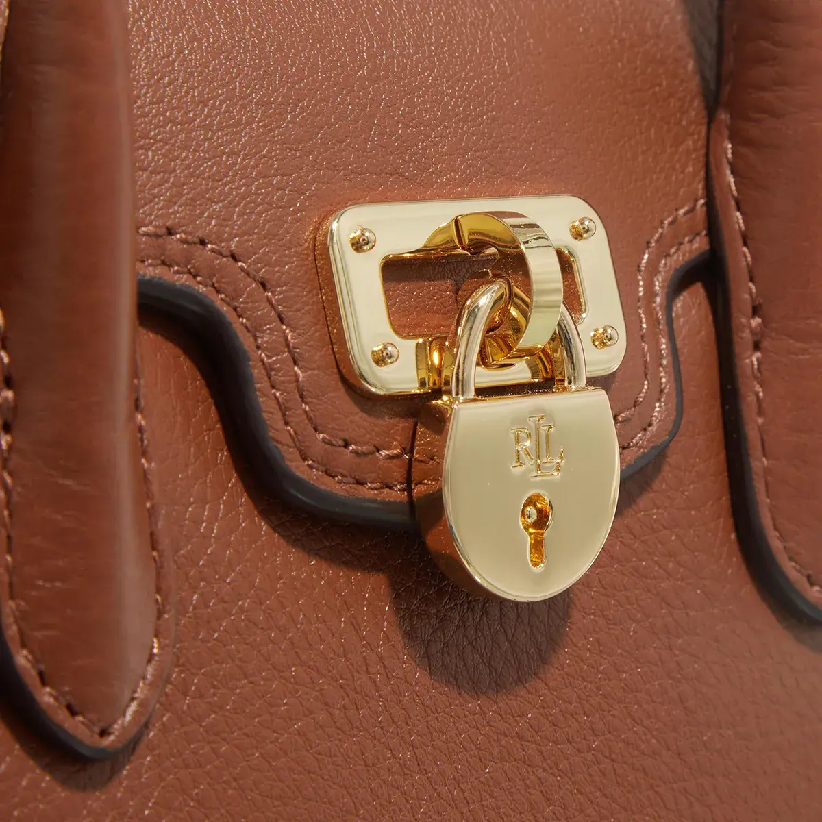 Ledertasche mit Henkel
