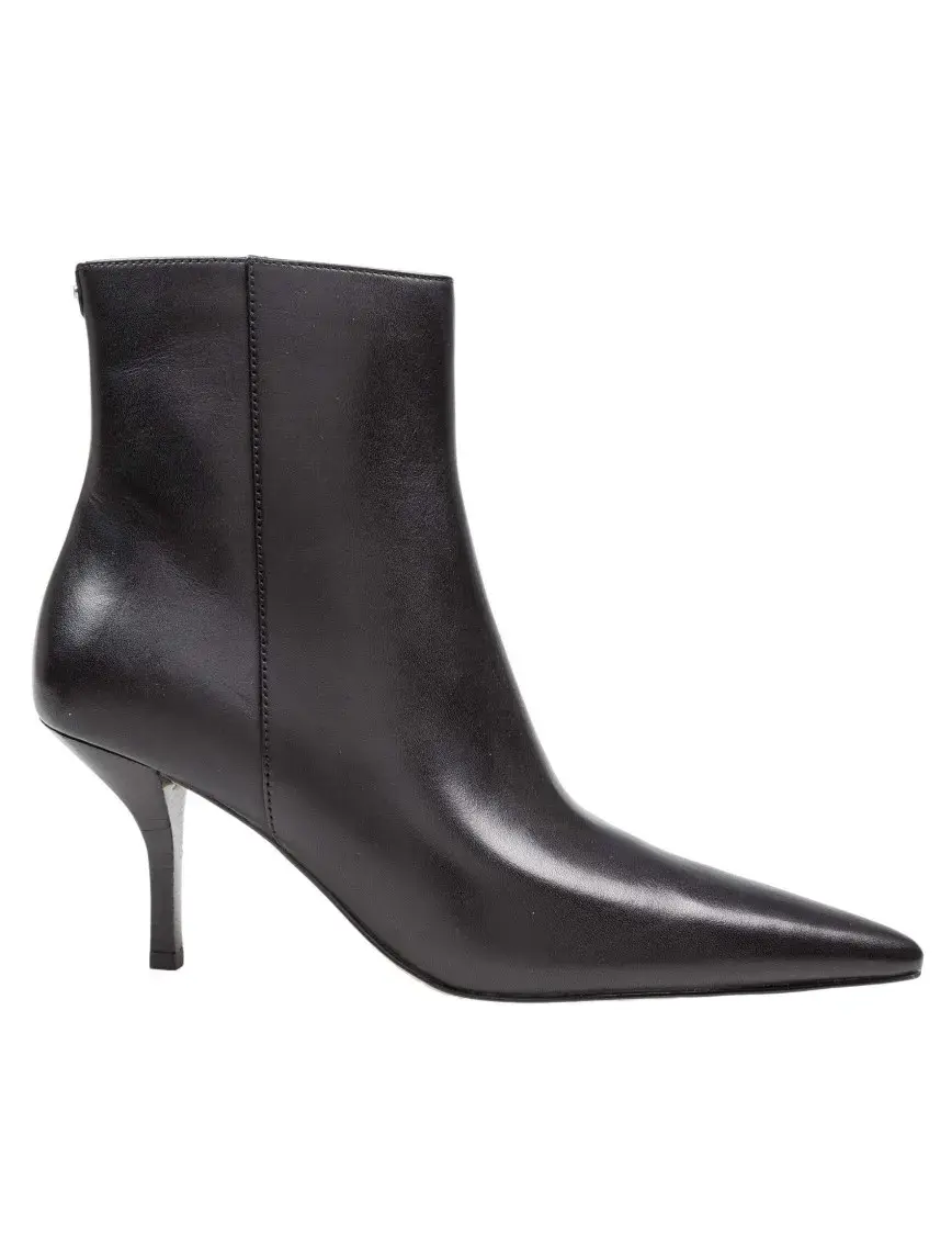 Elegante Leder-Stiefeletten mit spitzer Zehenpartie
