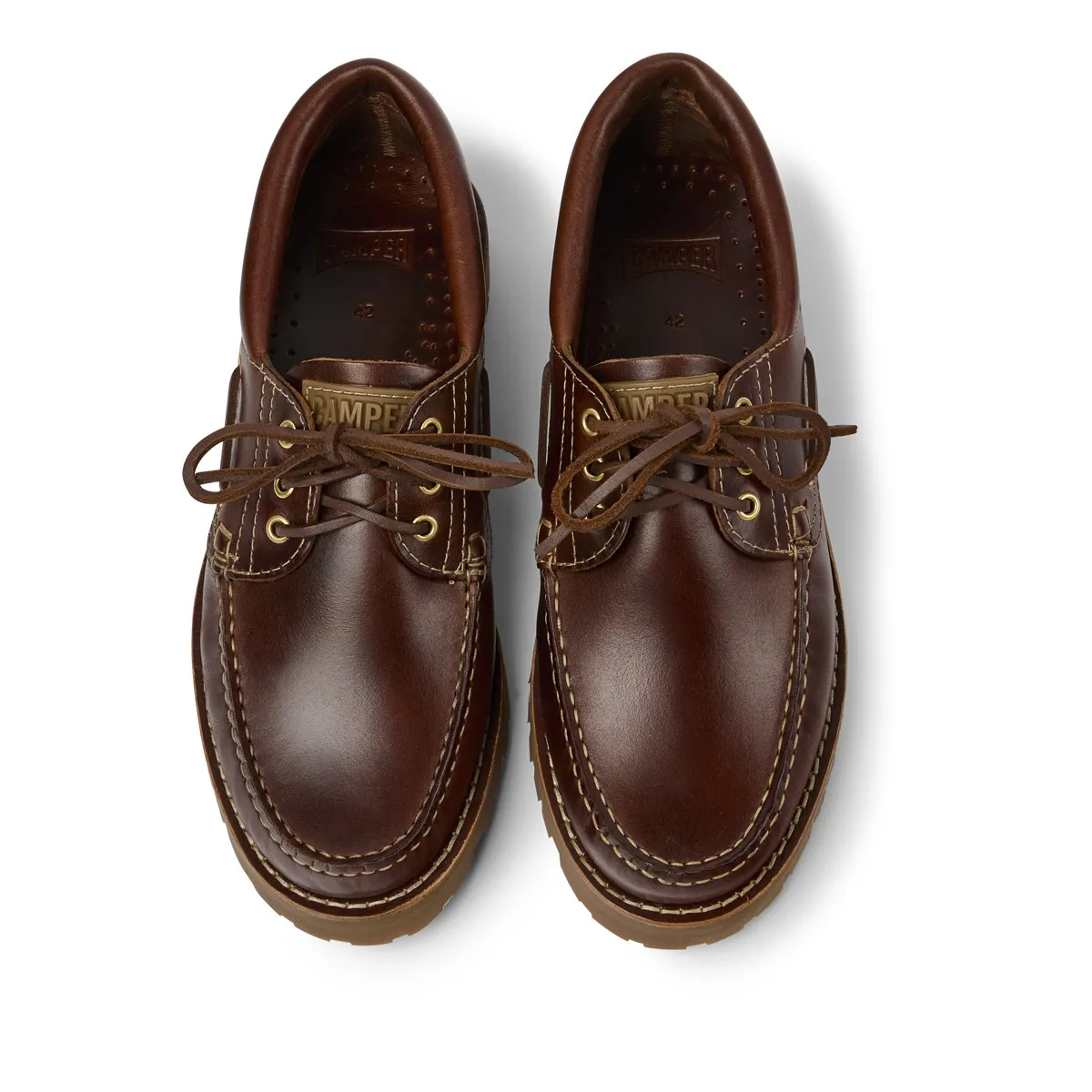 Brauner Leder Bootsschuh mit Profilsohle