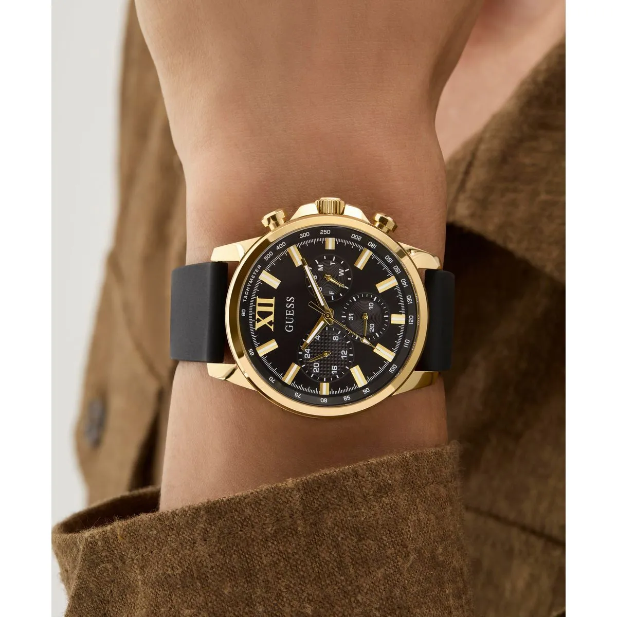 Schwarz-goldene Chronographenuhr