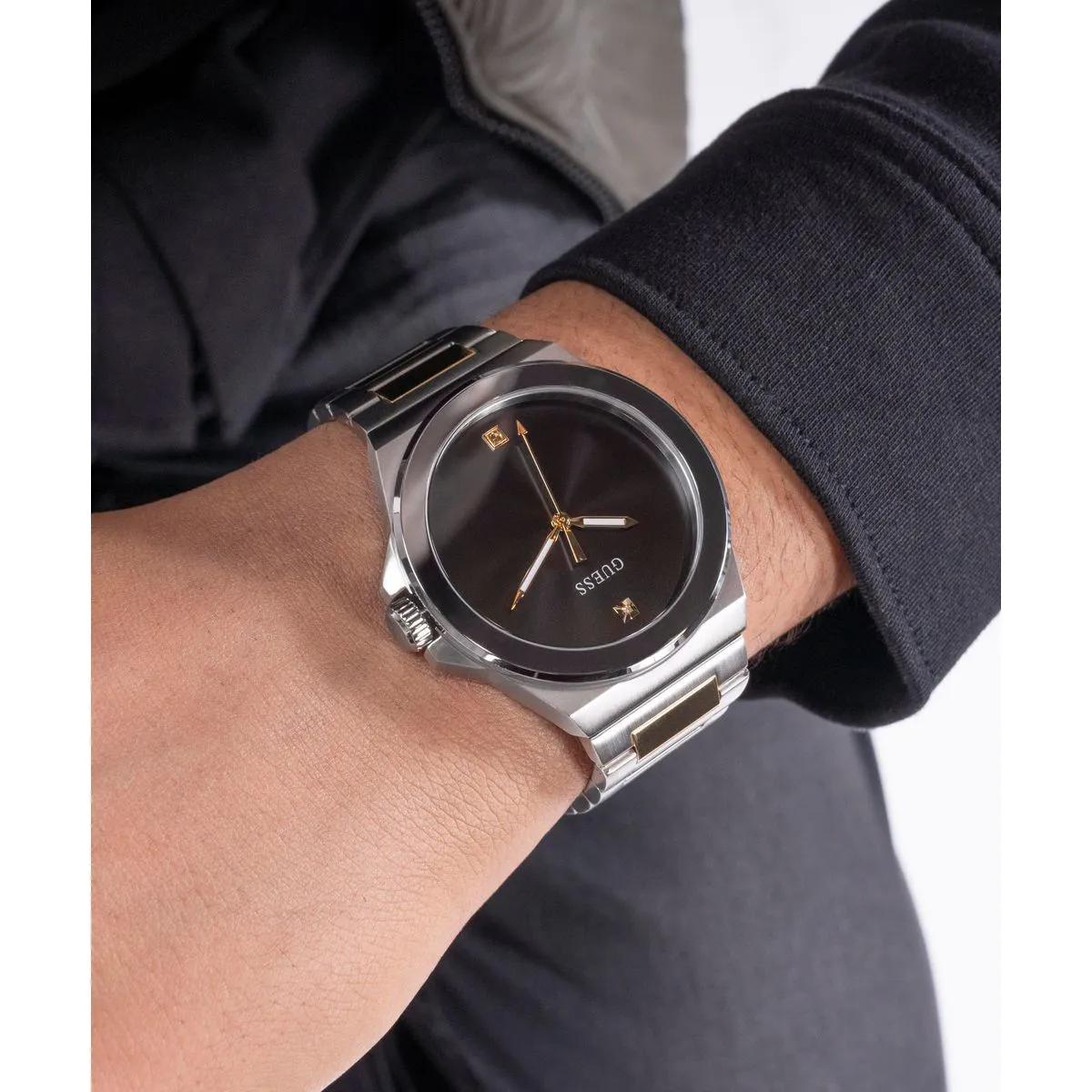 Zweifarbige Edelstahl-Analog Uhr