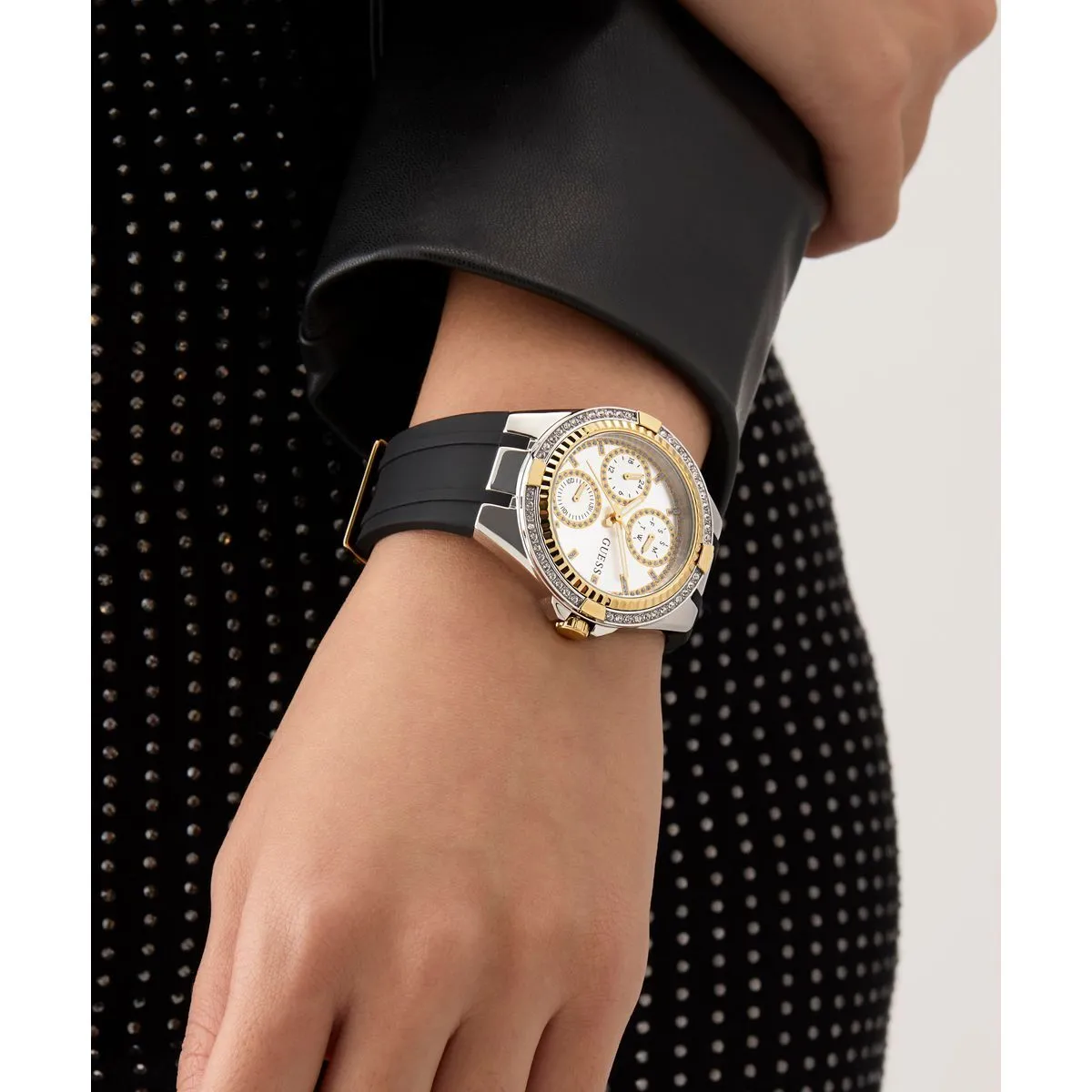 Silberne und goldene Multifunktions-Armbanduhr