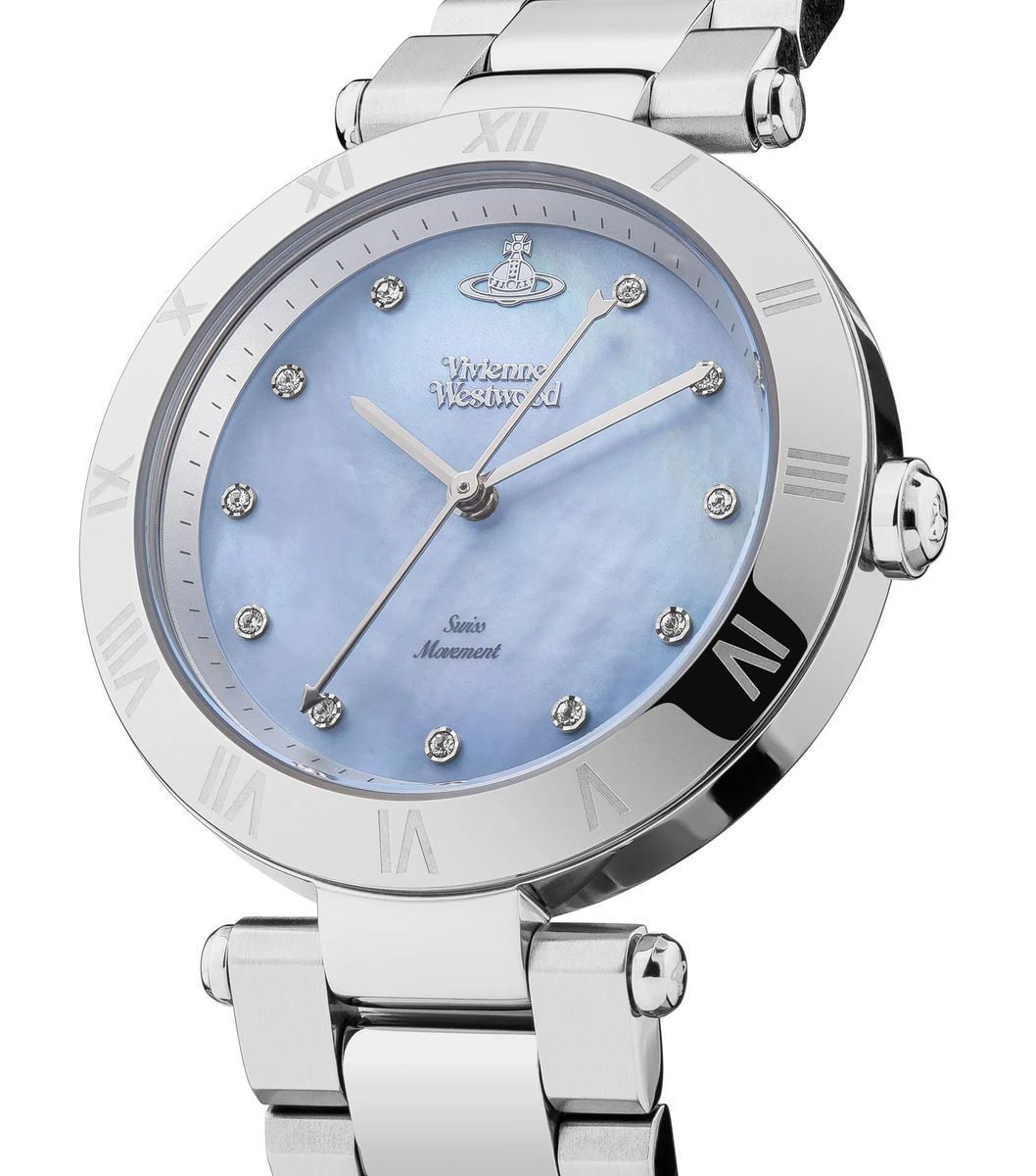 Elegante silberfarbene Quarzuhr mit blauem Zifferblatt