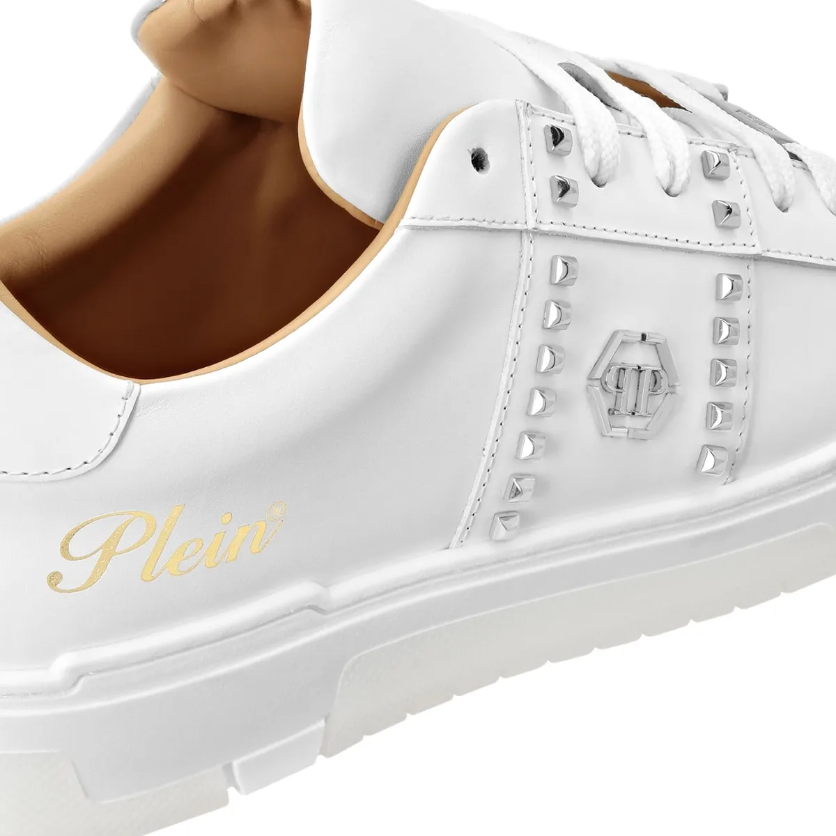 Leder-Sneaker mit Nieten