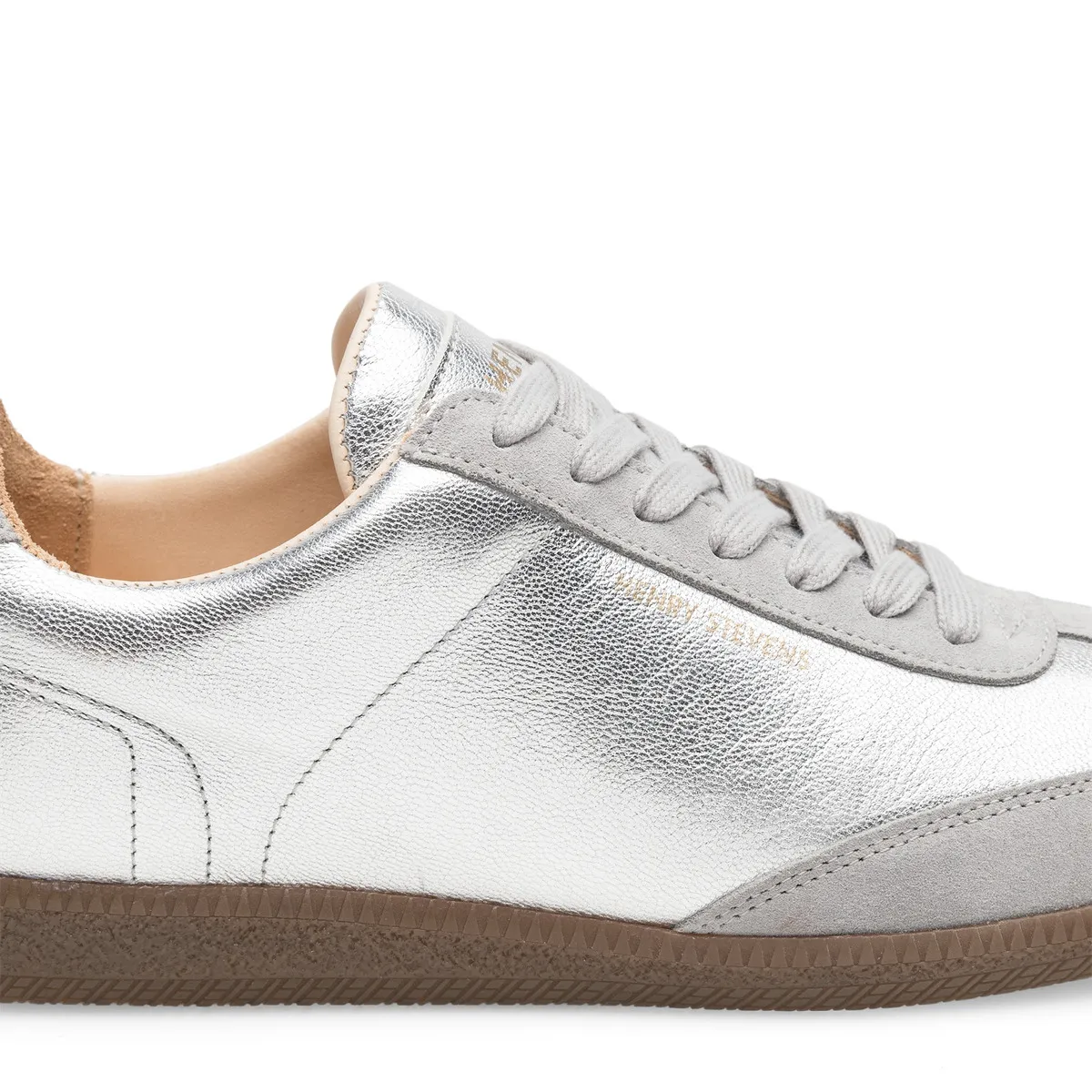 Metallic silberner Low-Top-Sneaker aus Leder