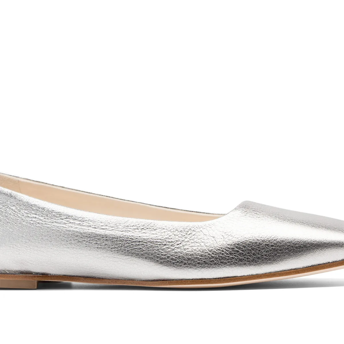 Metallisch-silberne Ballerinas mit spitzer Zehenpartie