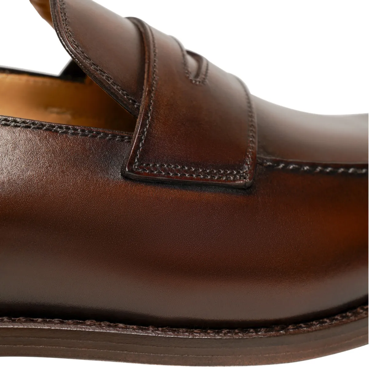 Klassischer brauner Penny Loafer