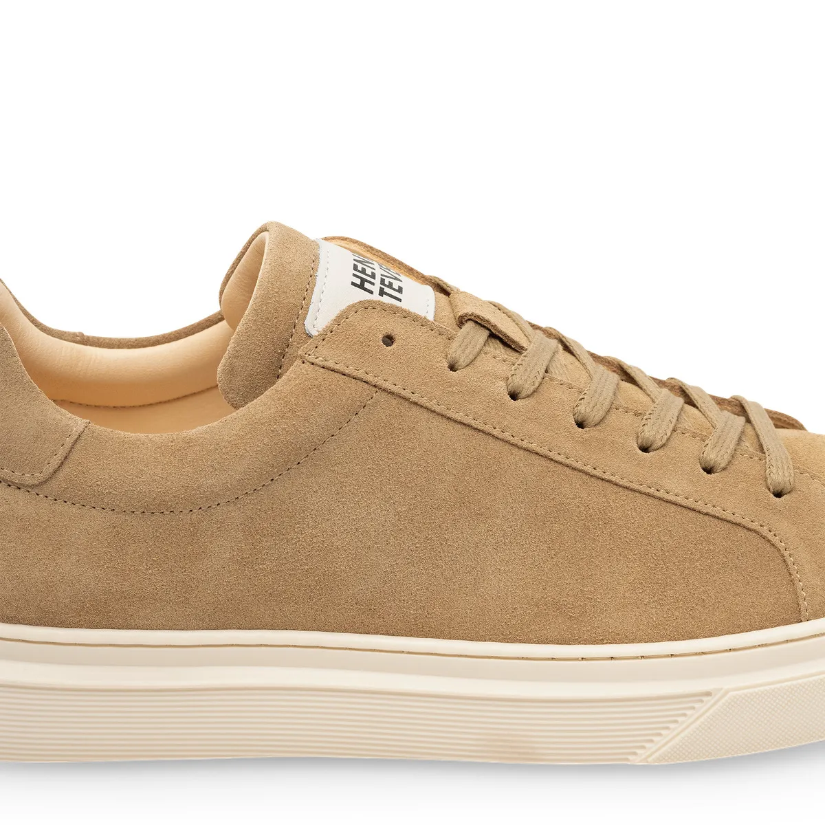 Wildleder-Court-Sneakers mit niedrigem Schaft