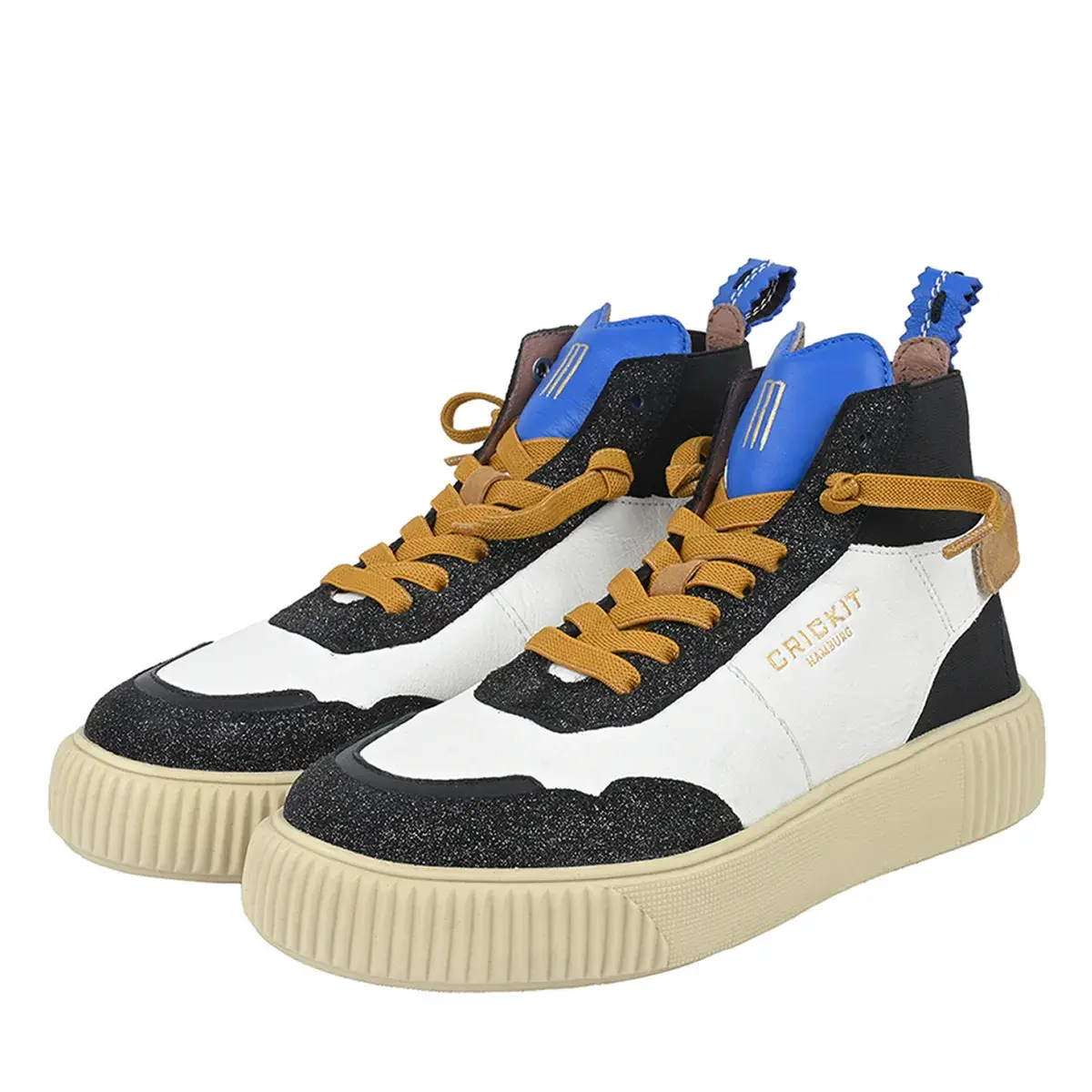 Moderner High-Top Mode Sneaker