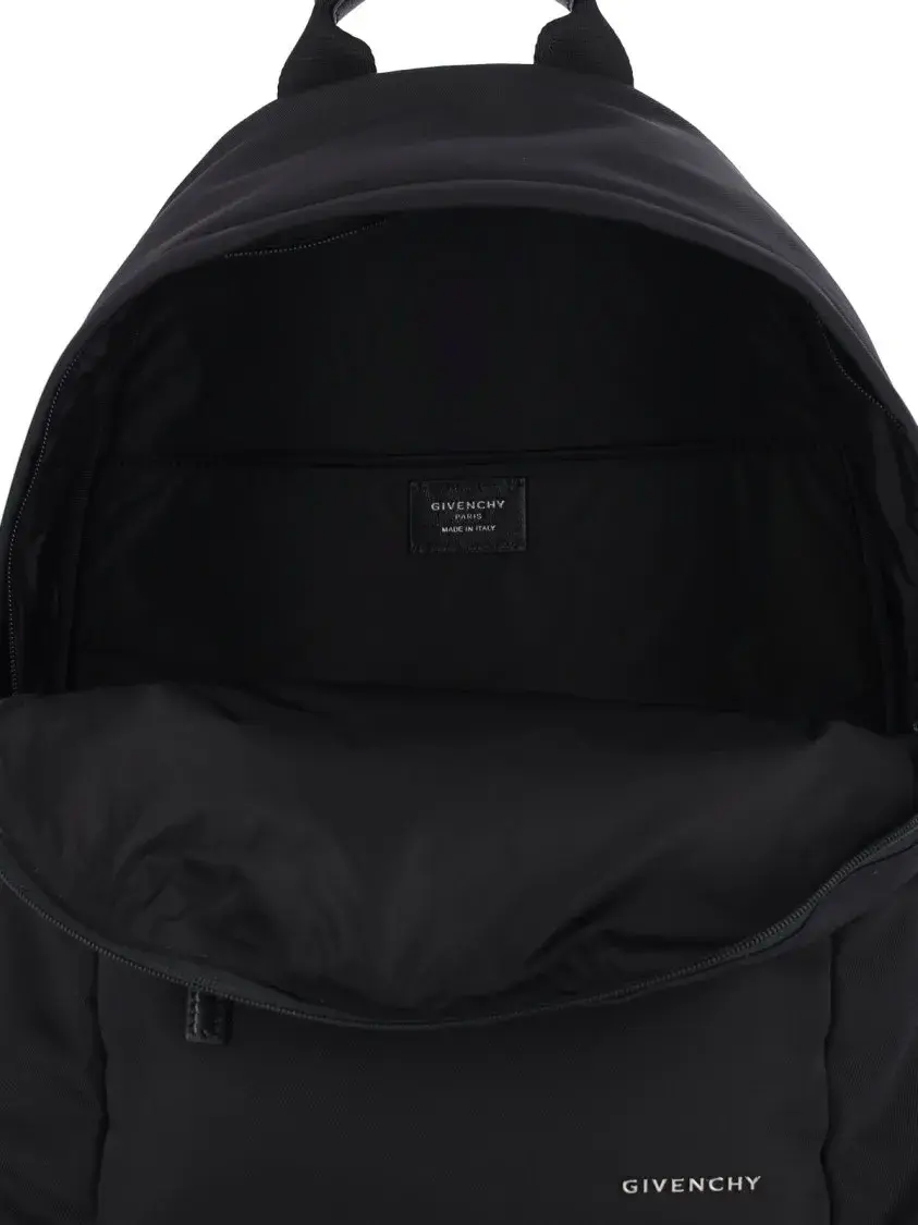 Minimalistischer Essential Alltagsrucksack