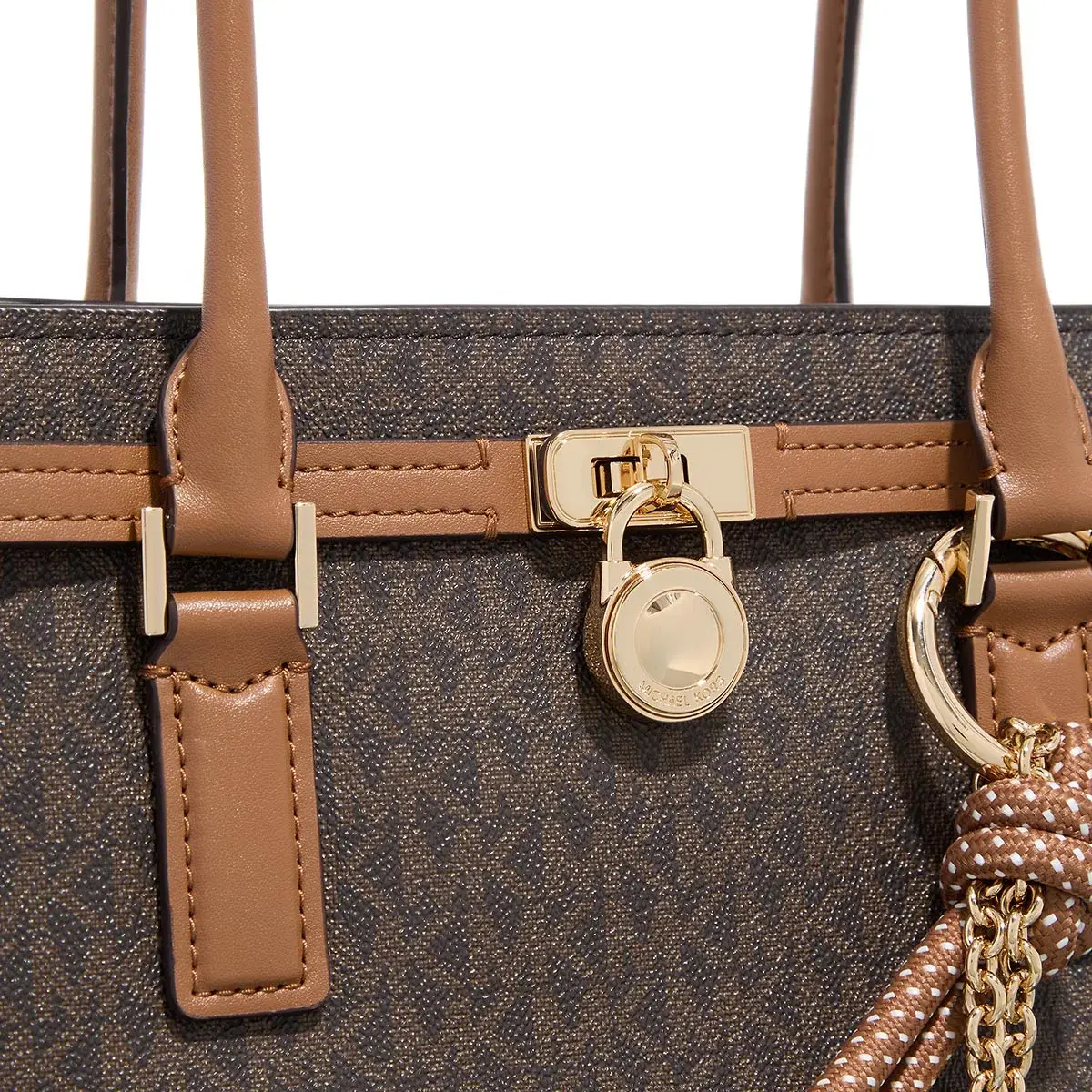 Kleine Schultertasche mit charakteristischem Muster