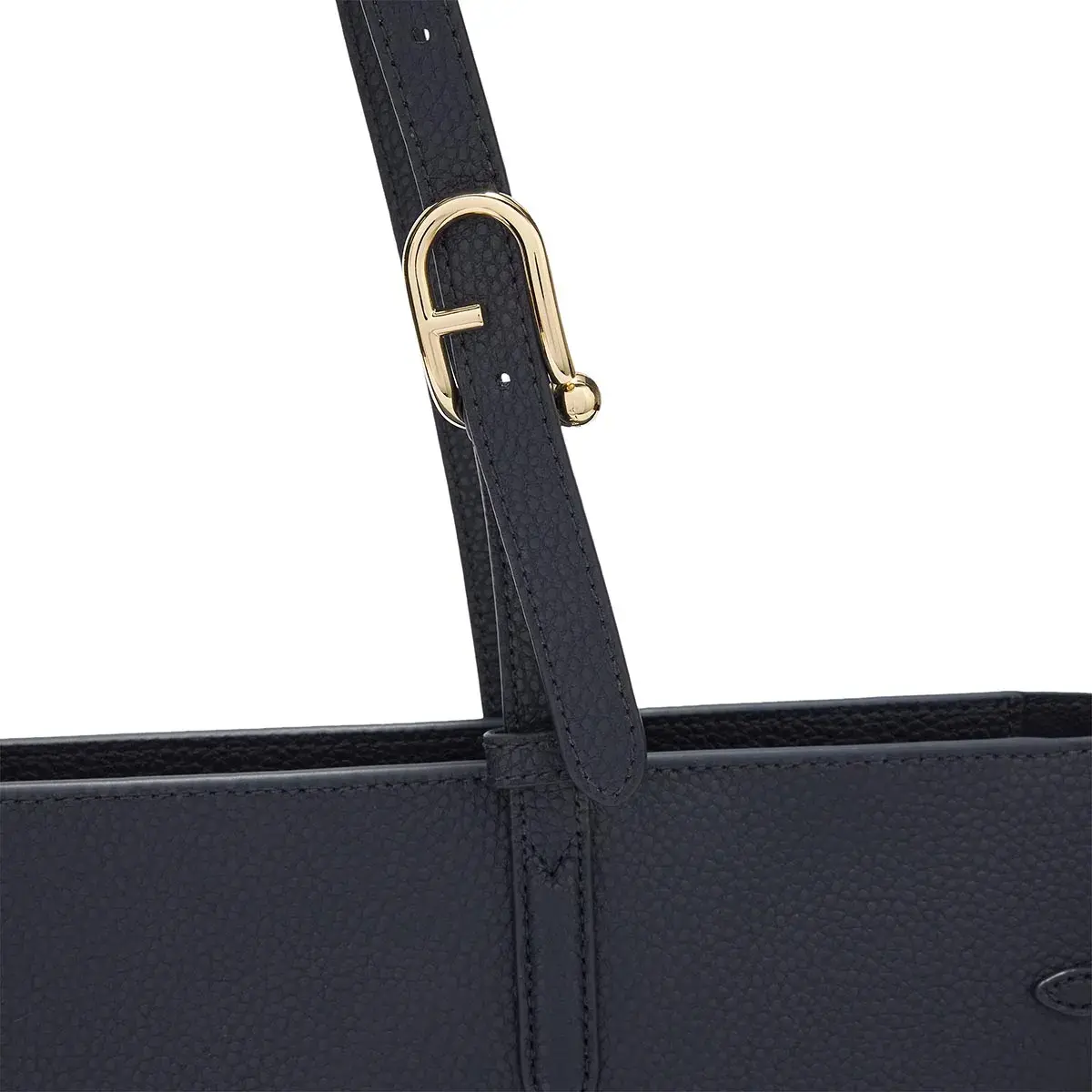 Strukturierte Leder-Henkeltasche mit Riemen