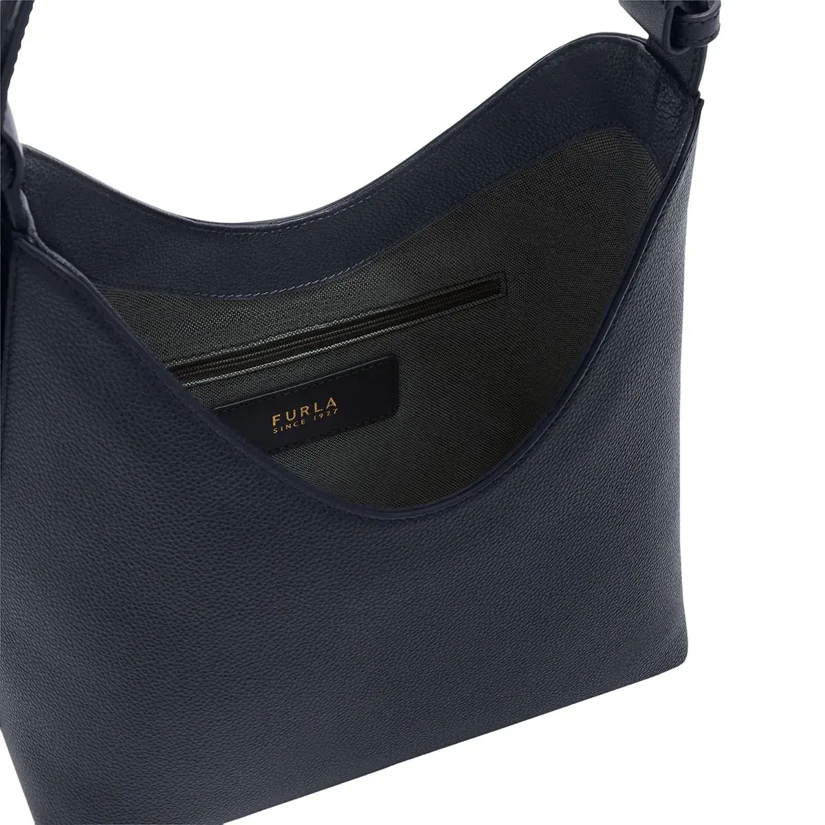 Minimalistische Leder Hobo Tasche mit Schnalle