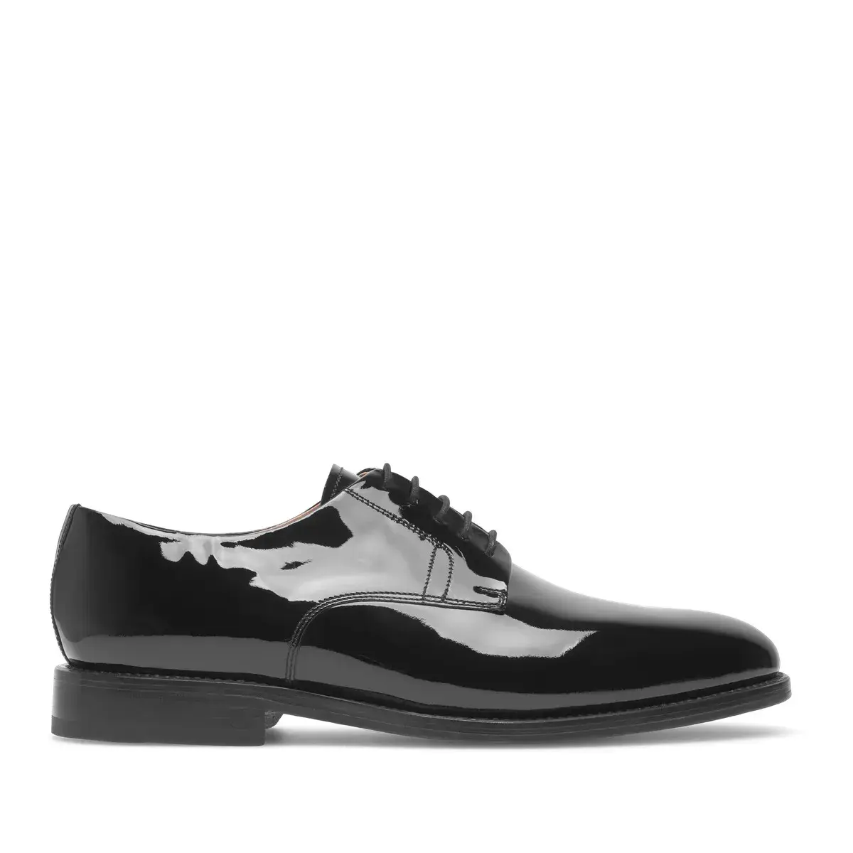 Klassische Oxford-Schnürschuhe aus Lackleder