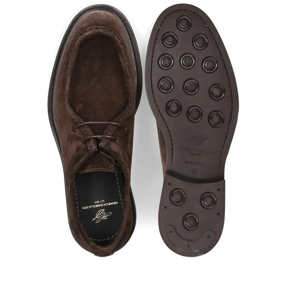 Braune Schnürschuhe aus Wildleder