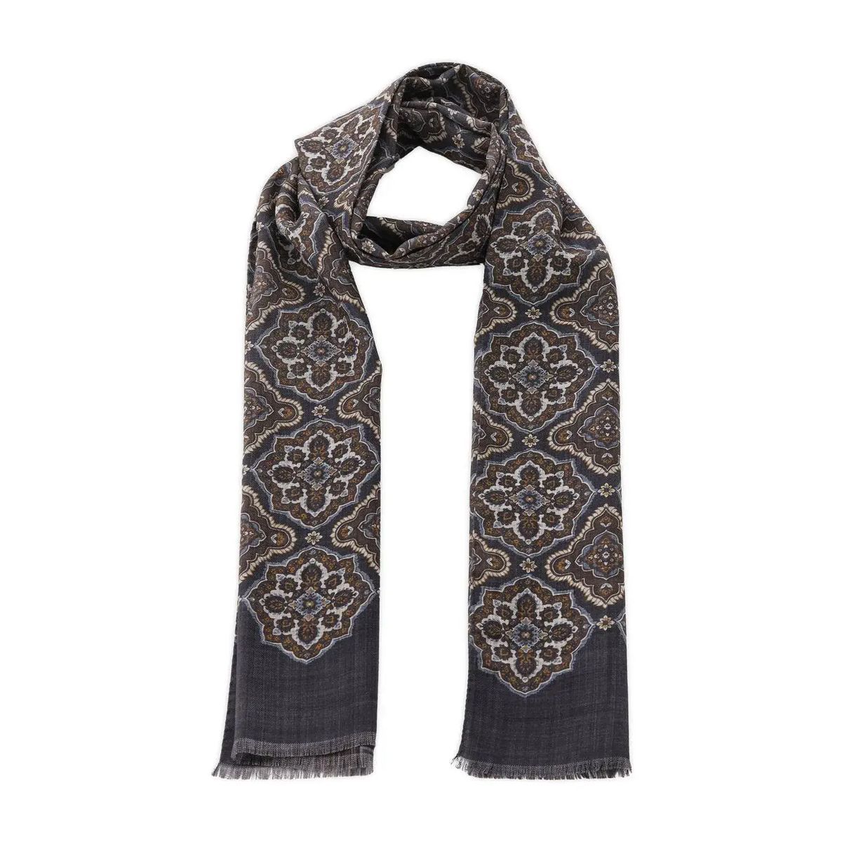 Wollschal mit ornamentalem Medaillonmuster