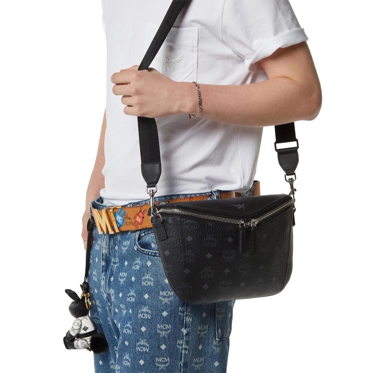 Gürteltasche aus Leder mit Muster