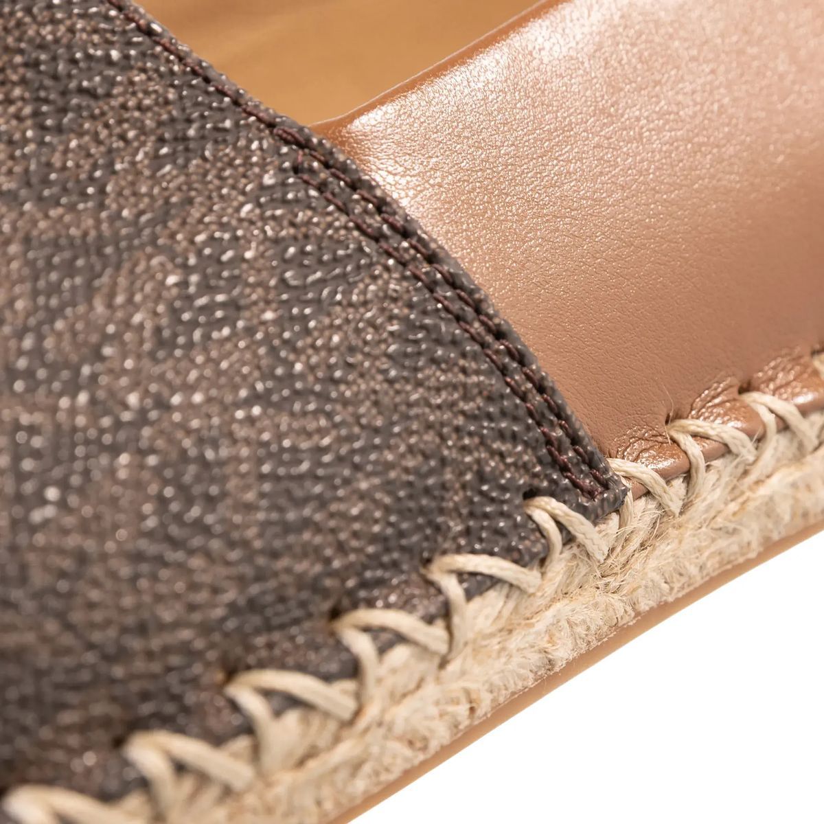 Klassische Espadrilles mit Logo-Print
