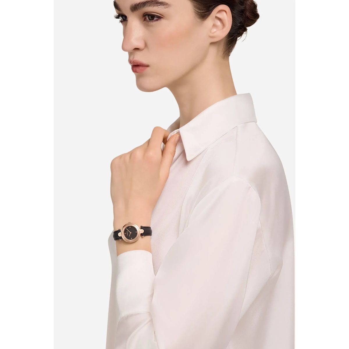 Elegante Minimalistische Uhr mit Lederarmband