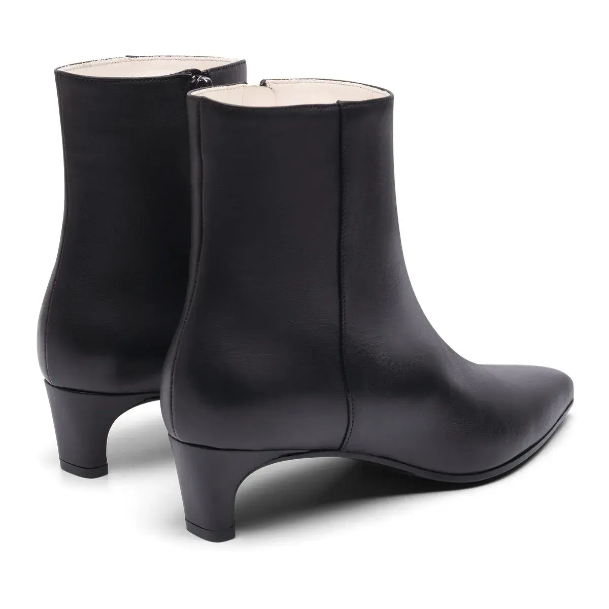 Elegante spitze Stiefeletten aus Leder