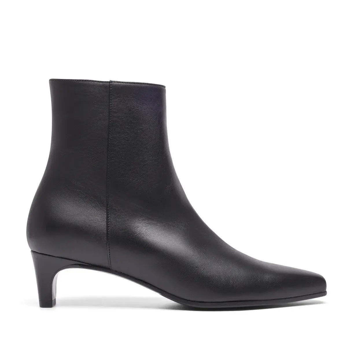 Elegante spitze Stiefeletten aus Leder