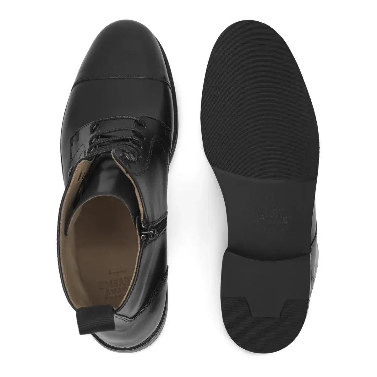 Schwarze Derby Stiefel aus Leder mit Zehenkappe