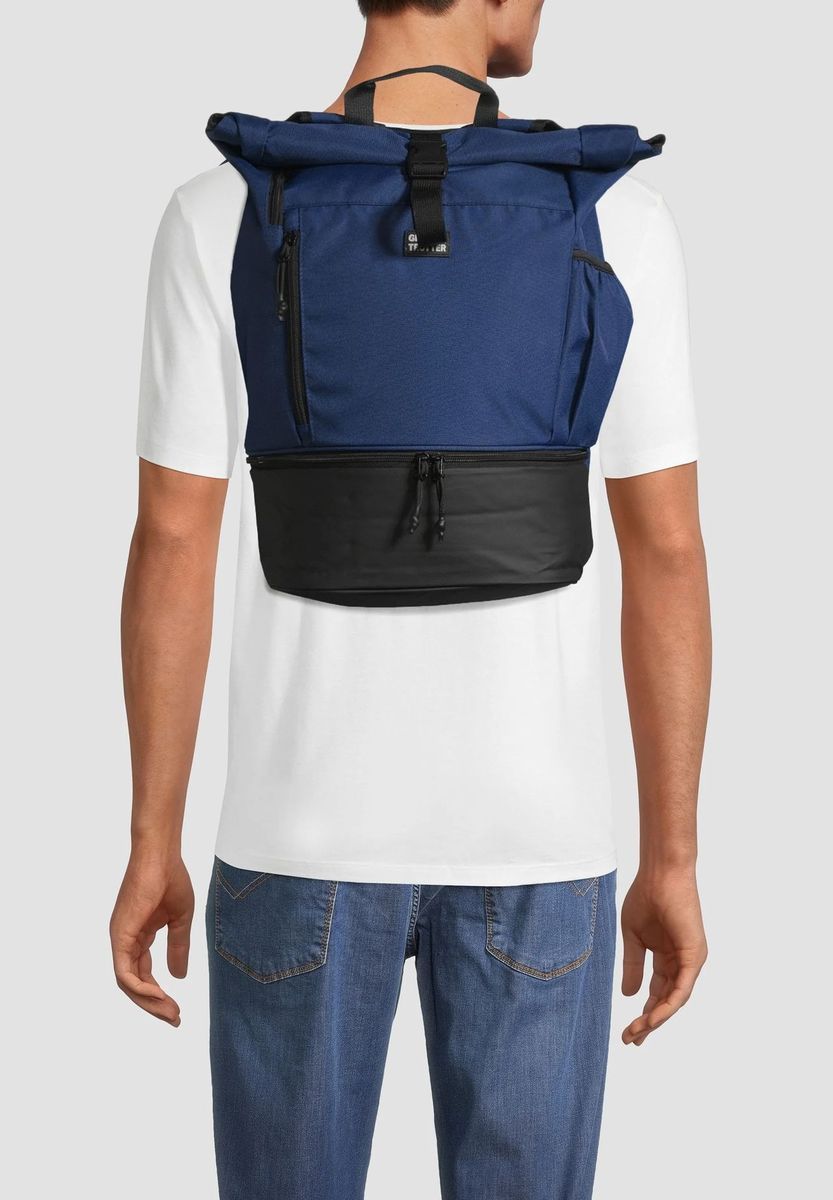 Vielseitiger Roll-Top-Reiserucksack