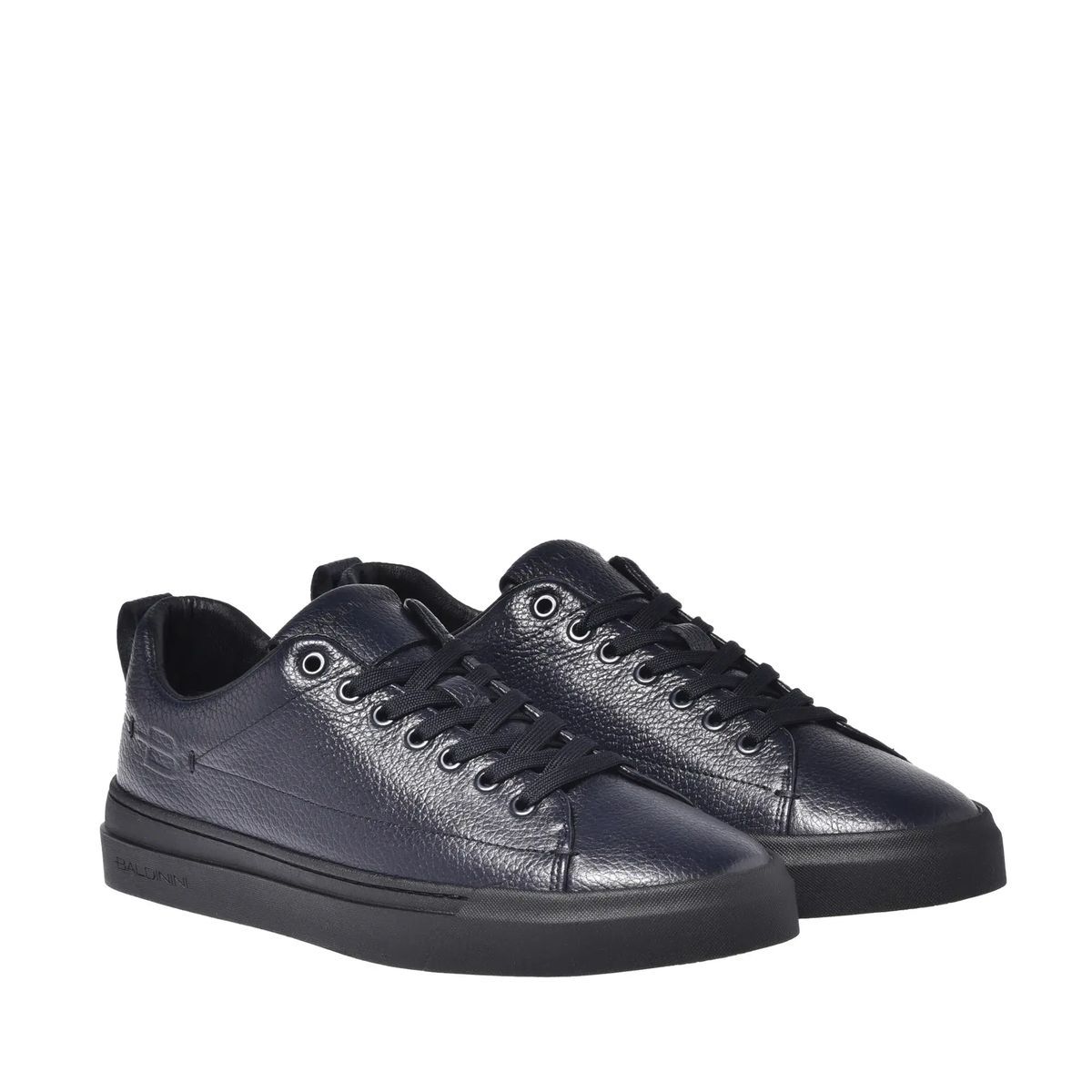 Texturierter Low-Top-Sneaker aus Leder