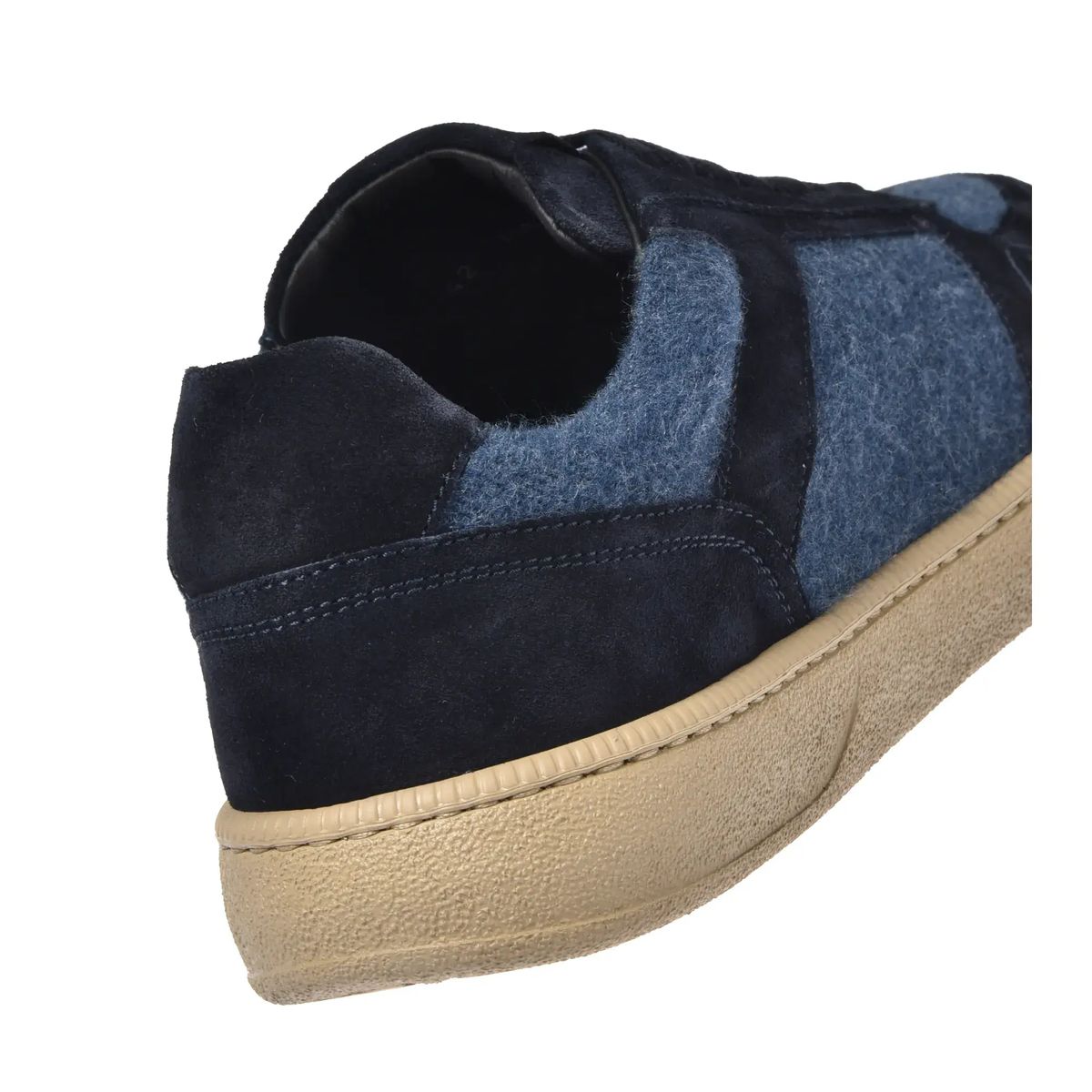Blaue Wildleder- und Denim-Sneakers