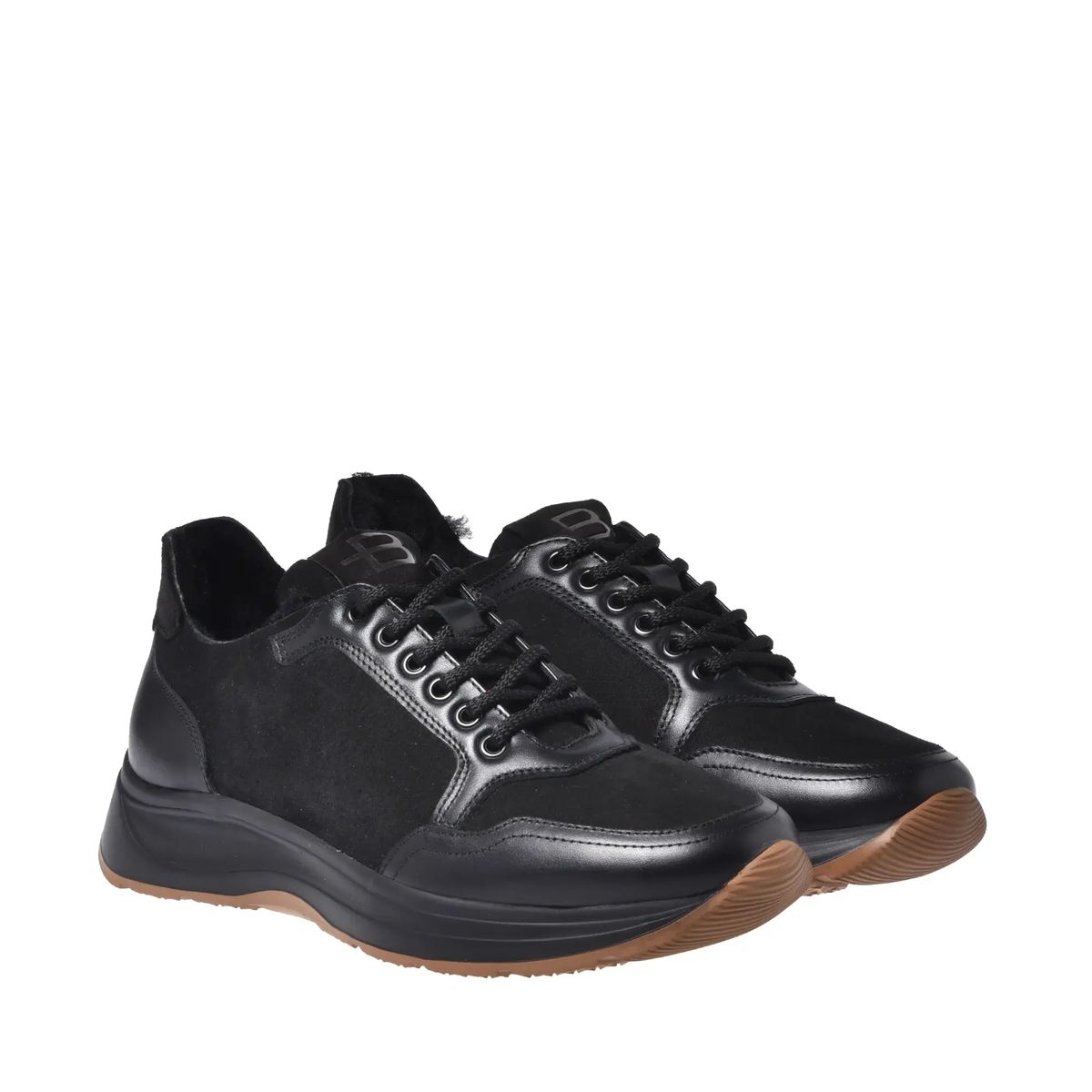 Schwarze Wildleder- und Ledersneakers