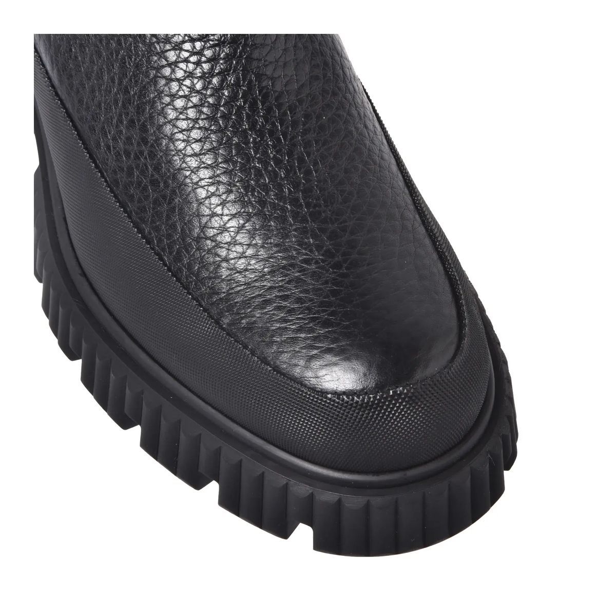Chelsea Boots mit klobiger Sohle aus Leder