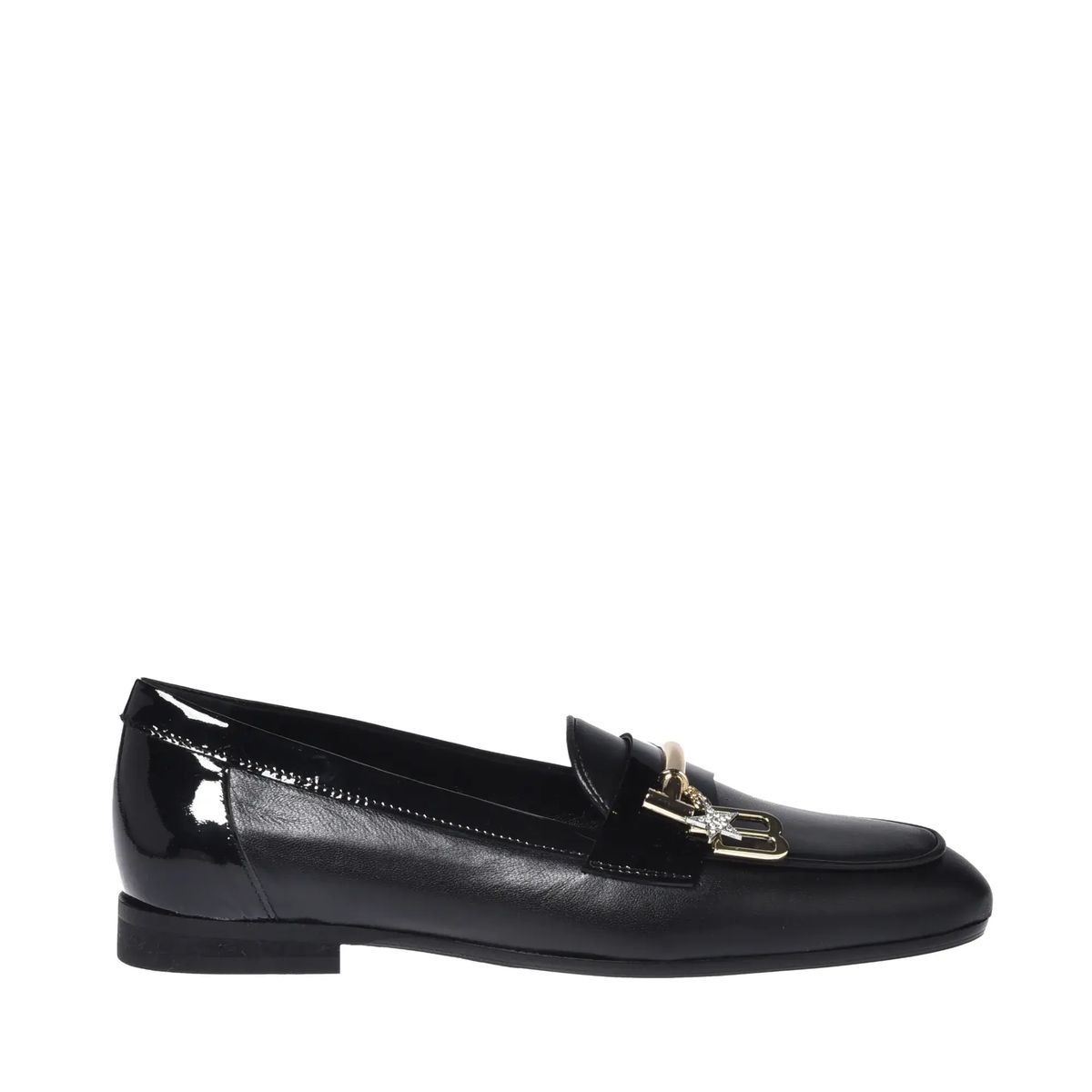Schwarzer Lederloafer mit Charm-Detail