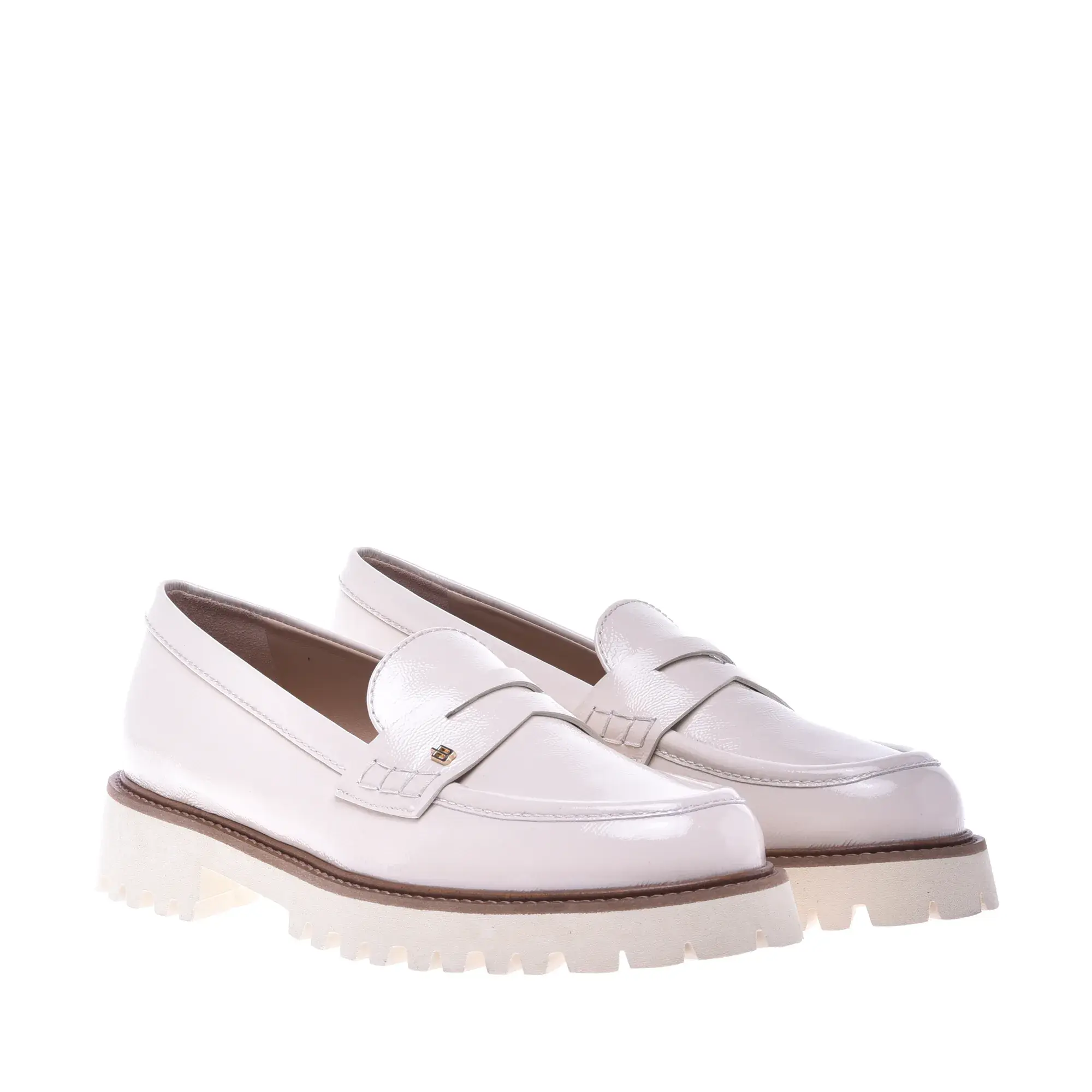 Creme Lackleder Loafer mit Profilsohle