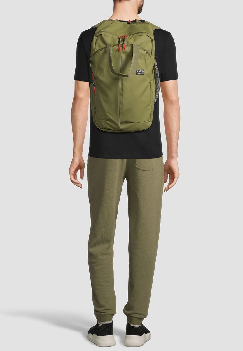 Vielseitiger grüner Rucksack mit Laptopfach