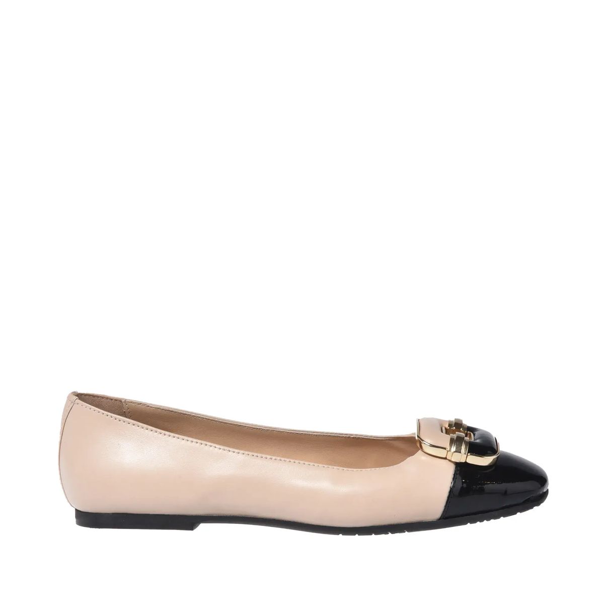 Schwarze und Beige Ballerinas aus Lackleder