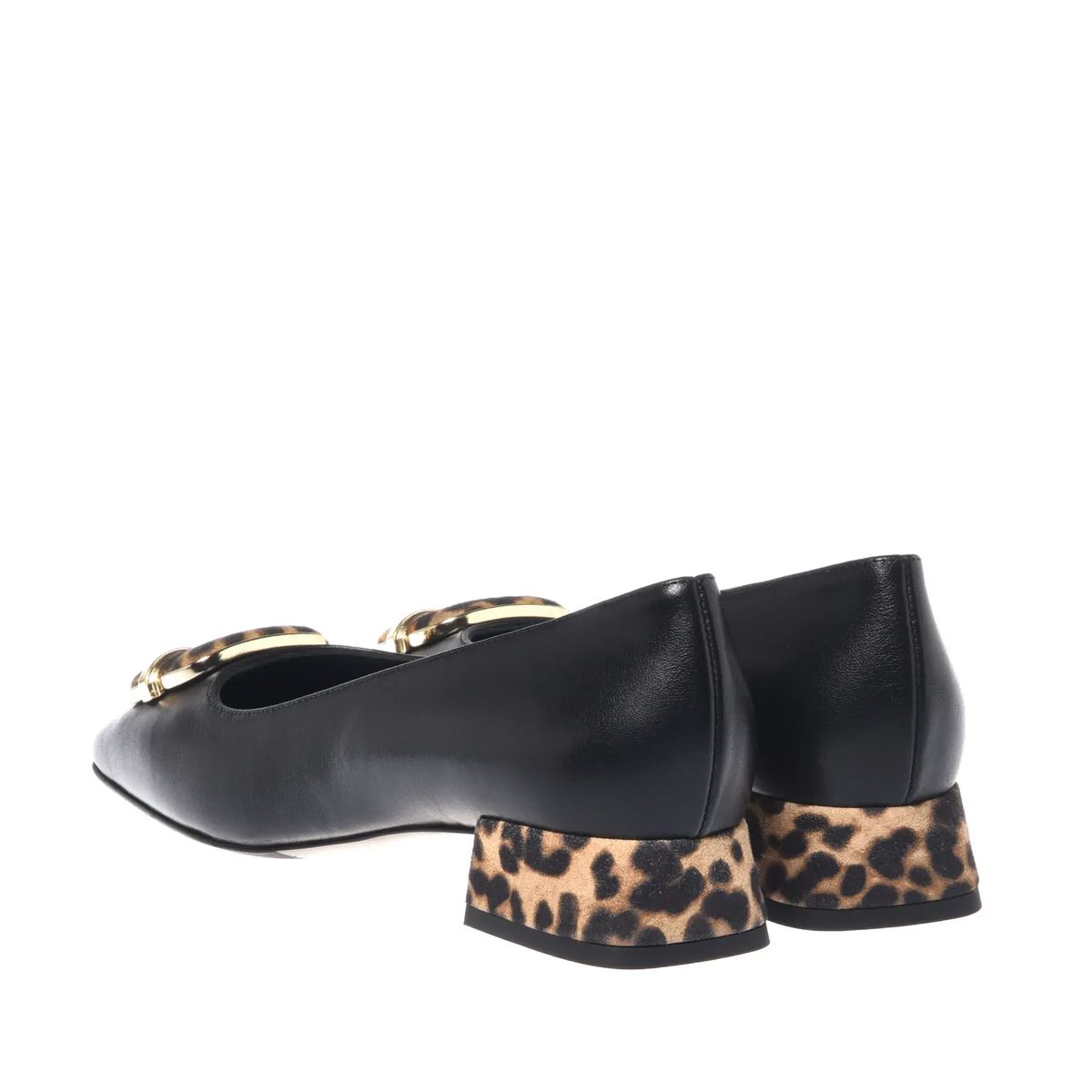Schwarze Lederpumps mit Leopardenmuster