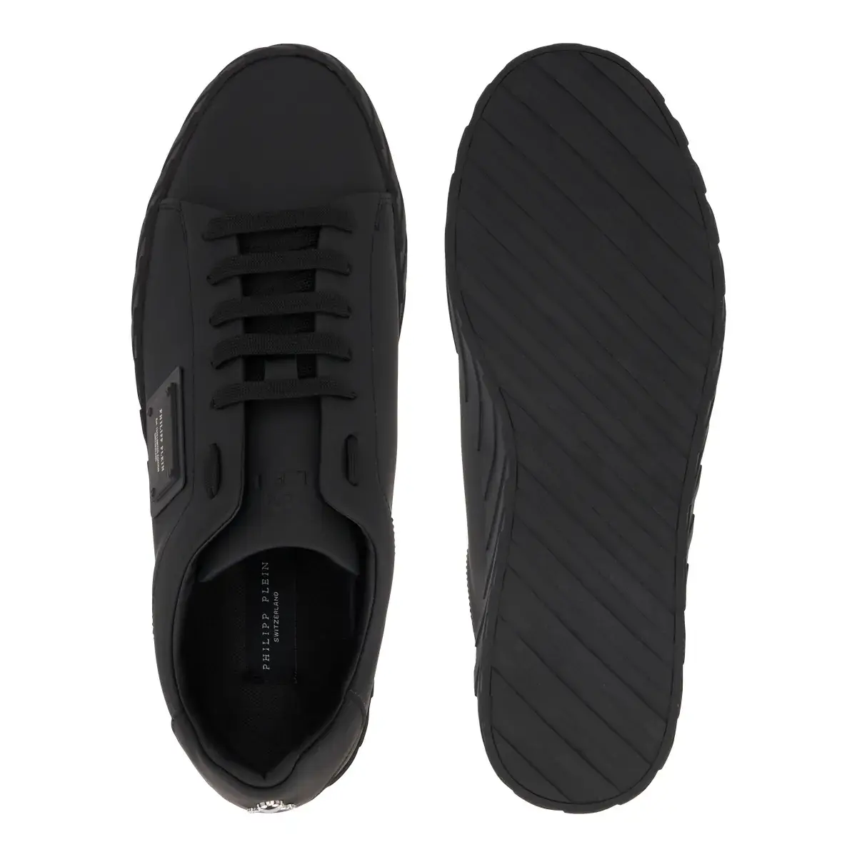 Matte schwarze Low-Top-Sneakers
