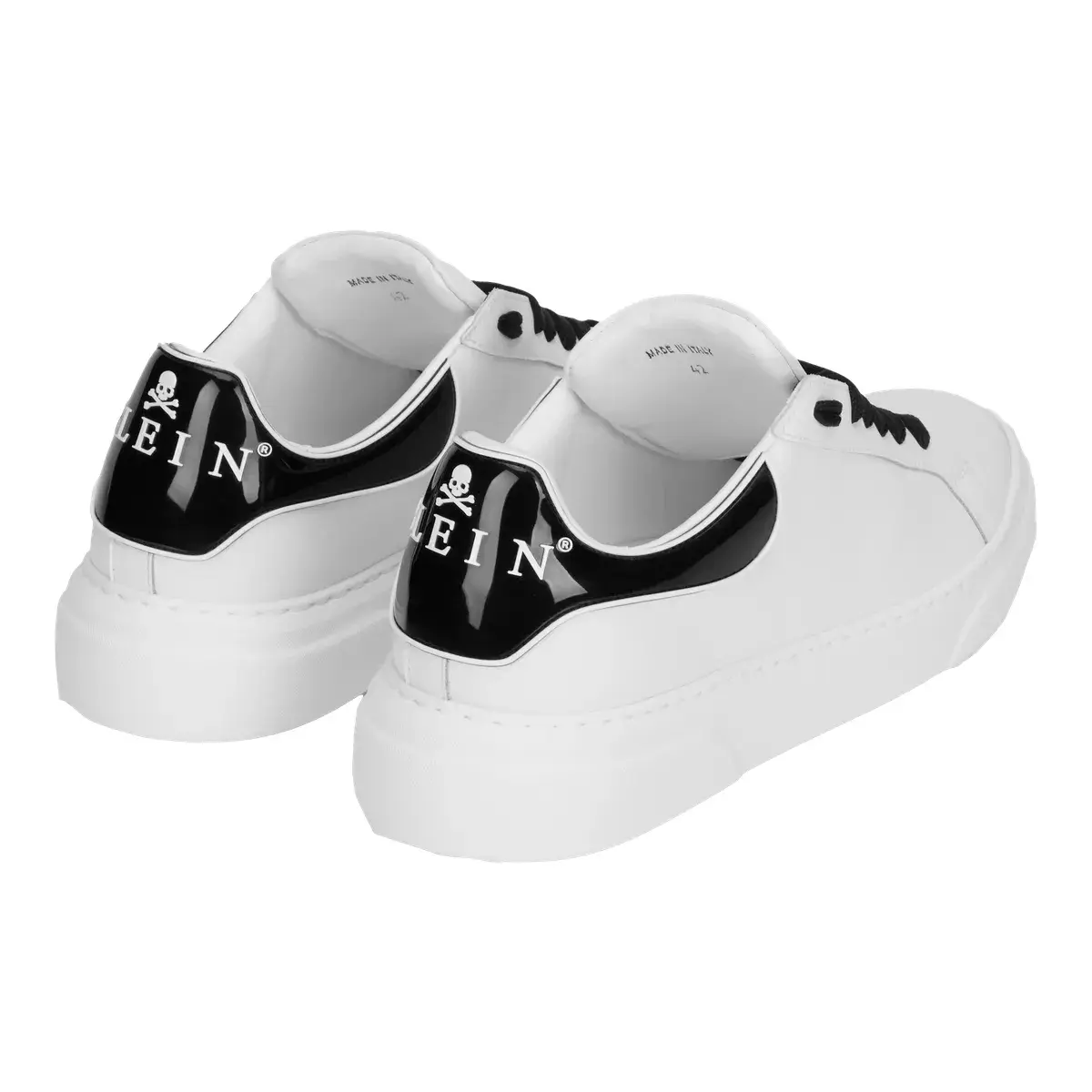 Minimalistischer weißer Low-Top-Sneaker aus Leder