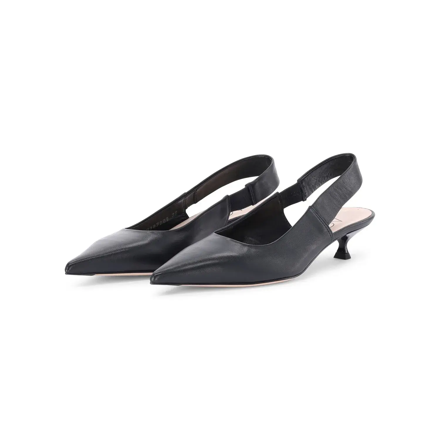 Schwarze Leder-Slingbacks mit Kitten Heel